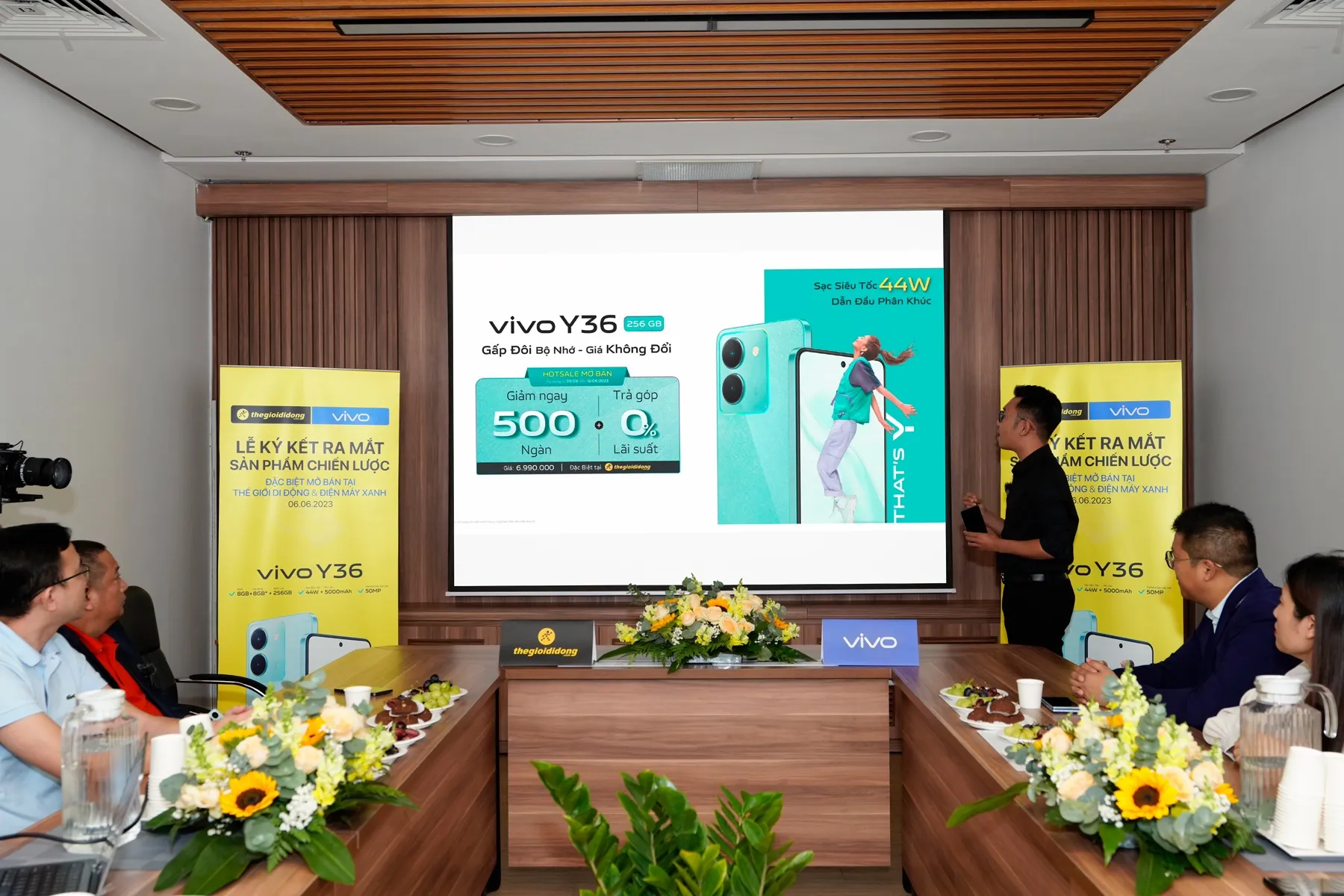 Thế Giới Di Động ký kết hợp tác chiến lược cùng vivo, mở bán đặc biệt vivo Y36 trên toàn hệ thống