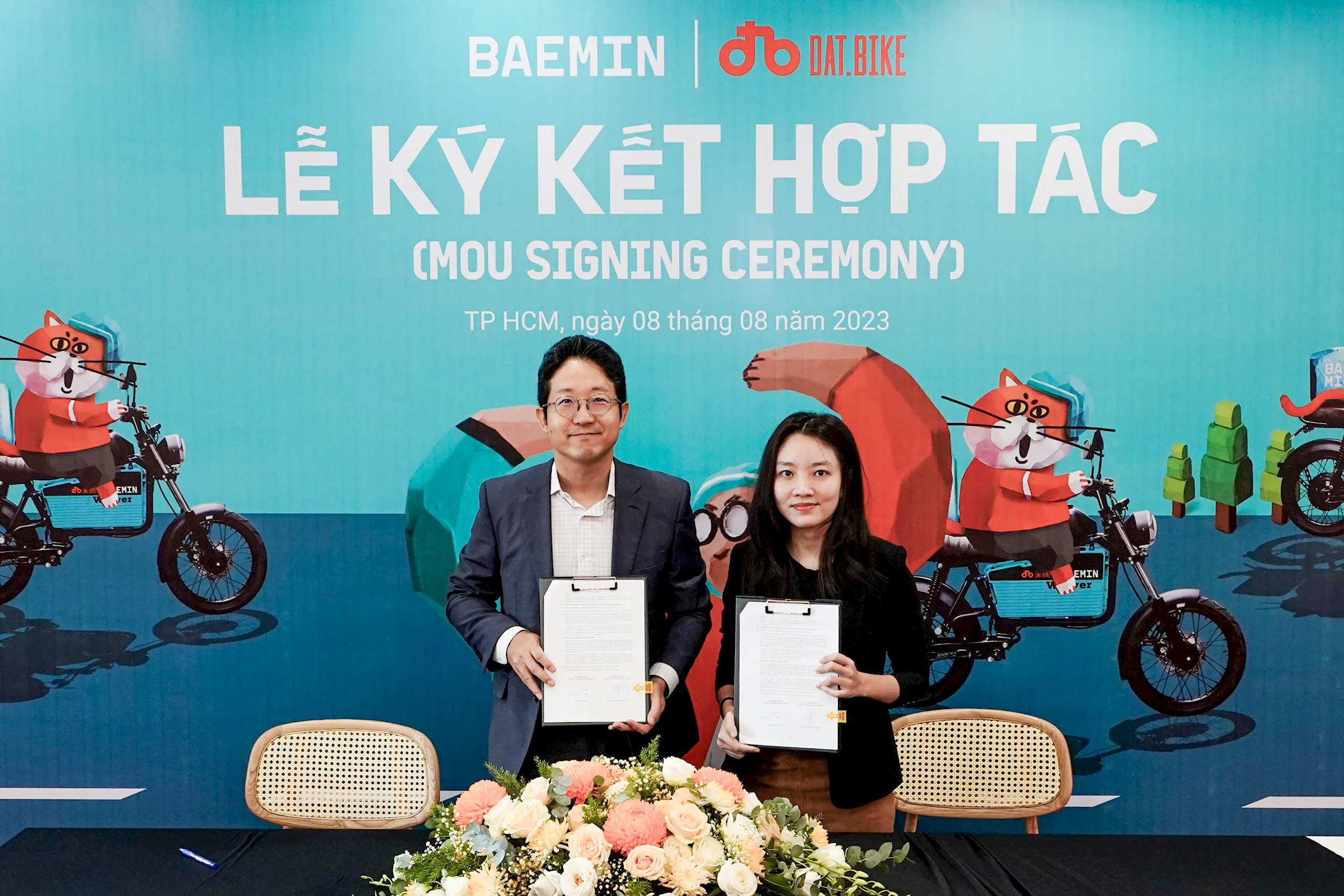 Ứng dụng BAEMIN phối hợp cùng xe máy điện Dat Bike nối dài giao vận xanh