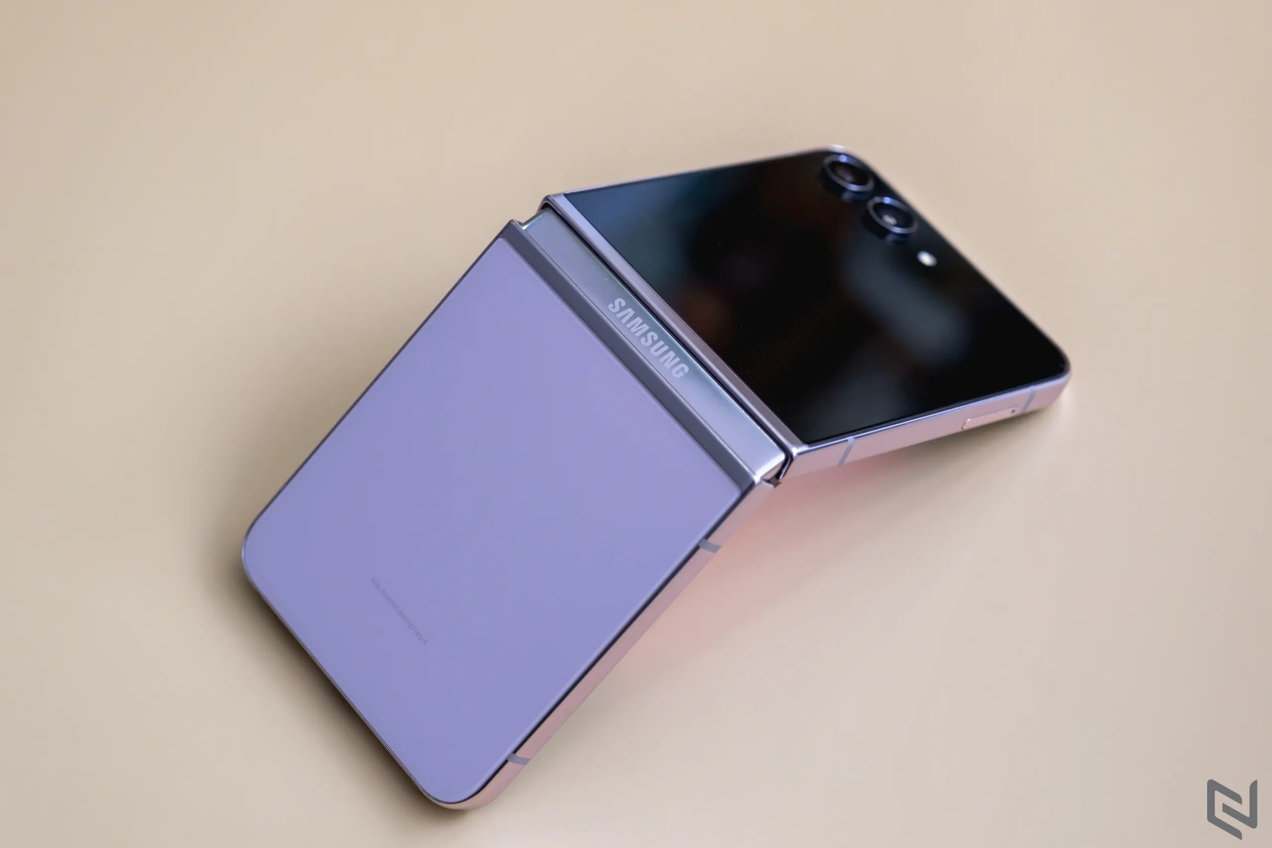 Trải nghiệm Galaxy Z Flip5: Gập mở không giới hạn, ghi điểm tuyệt đối với loạt tính năng nâng cấp và sáng tạo