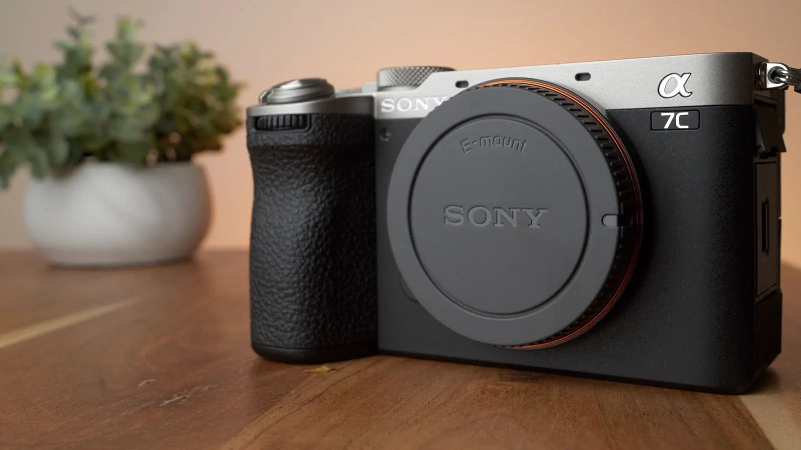 Sony ra mắt máy ảnh Sony a7C II và a7CR, bộ đôi máy ảnh nhỏ gọn, nhiều tính năng AI