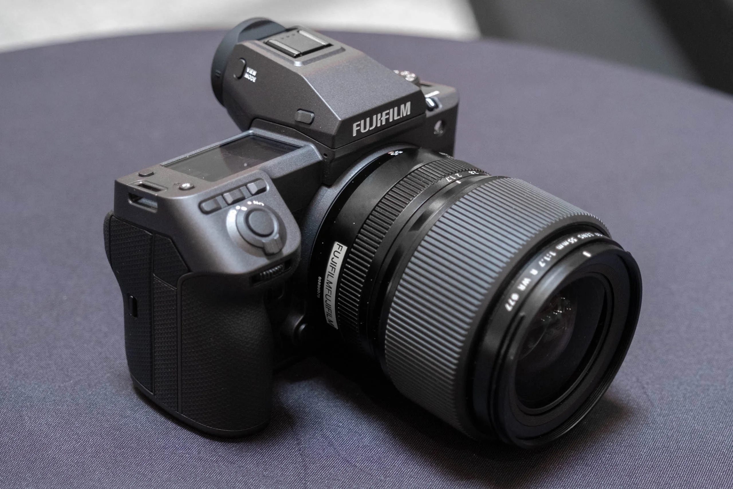 Máy ảnh Fujifilm GFX100 II chính thức ra mắt tại Việt Nam