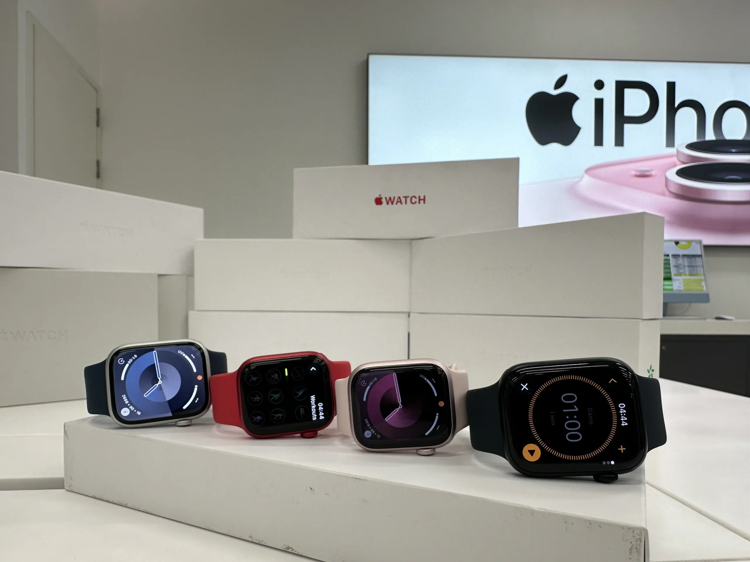 FPT Shop mở bán Apple Watch Series 9, Ultra 2, ưu đãi đến 1 triệu đồng dịp 20/10