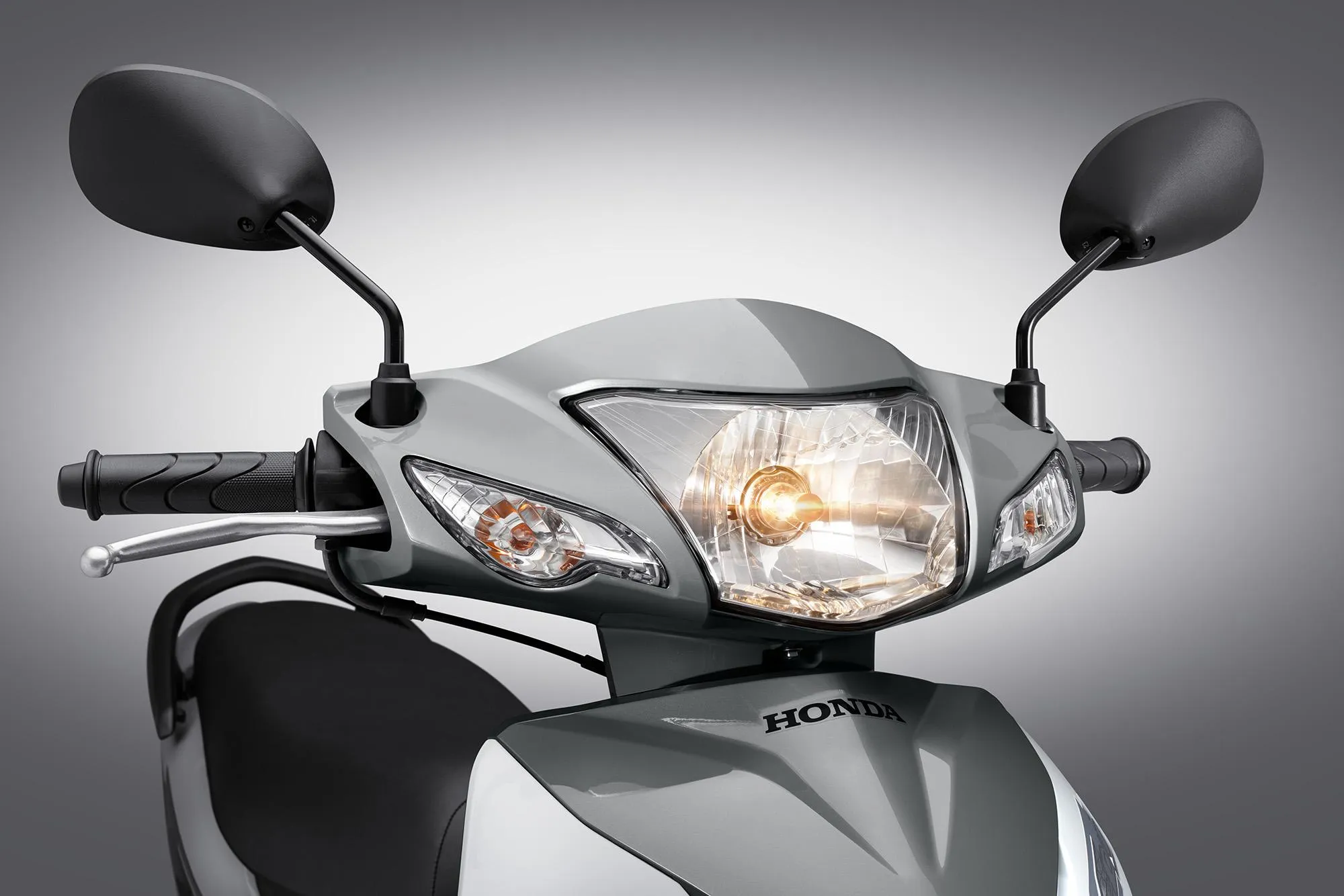 Honda Việt Nam giới thiệu Wave Alpha và Vision phiên bản Retro cổ điển với màu sắc mới
