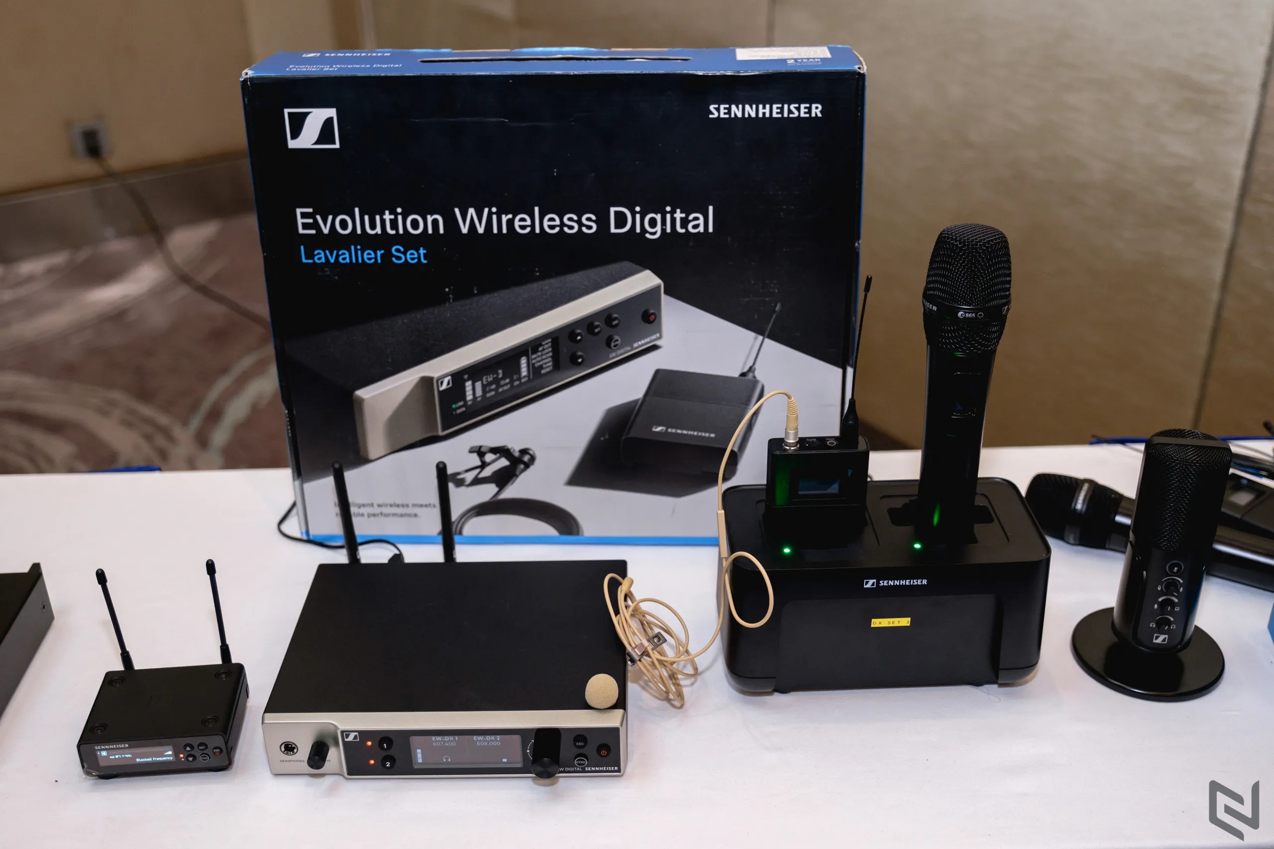 Sennheiser giới thiệu hệ thống micro không dây EW-DX cho người dùng chuyên nghiệp