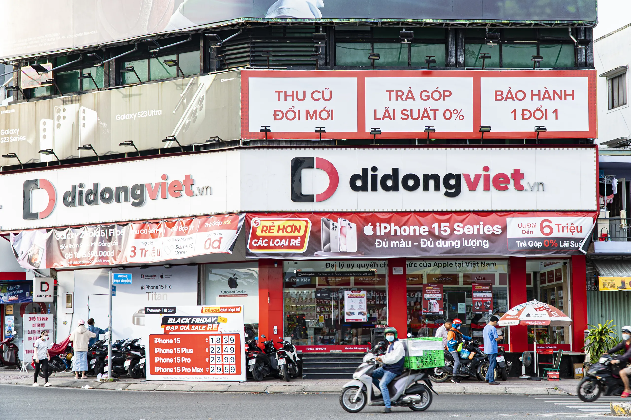 Người dùng Việt chi tiền “khủng" săn sale đồ công nghệ dịp Black Friday