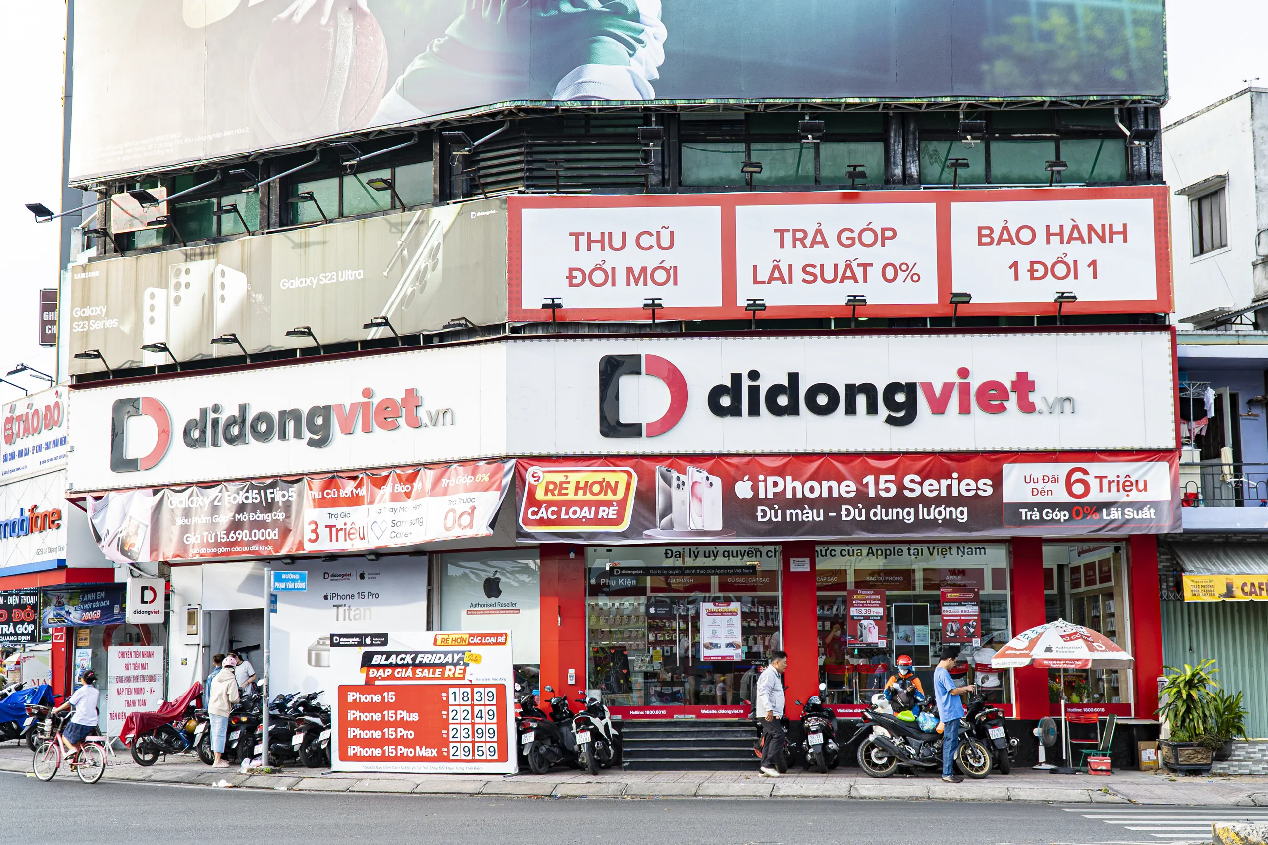 “Chỉ thở thôi”, Di Động Việt cũng liên tục tăng trưởng doanh số