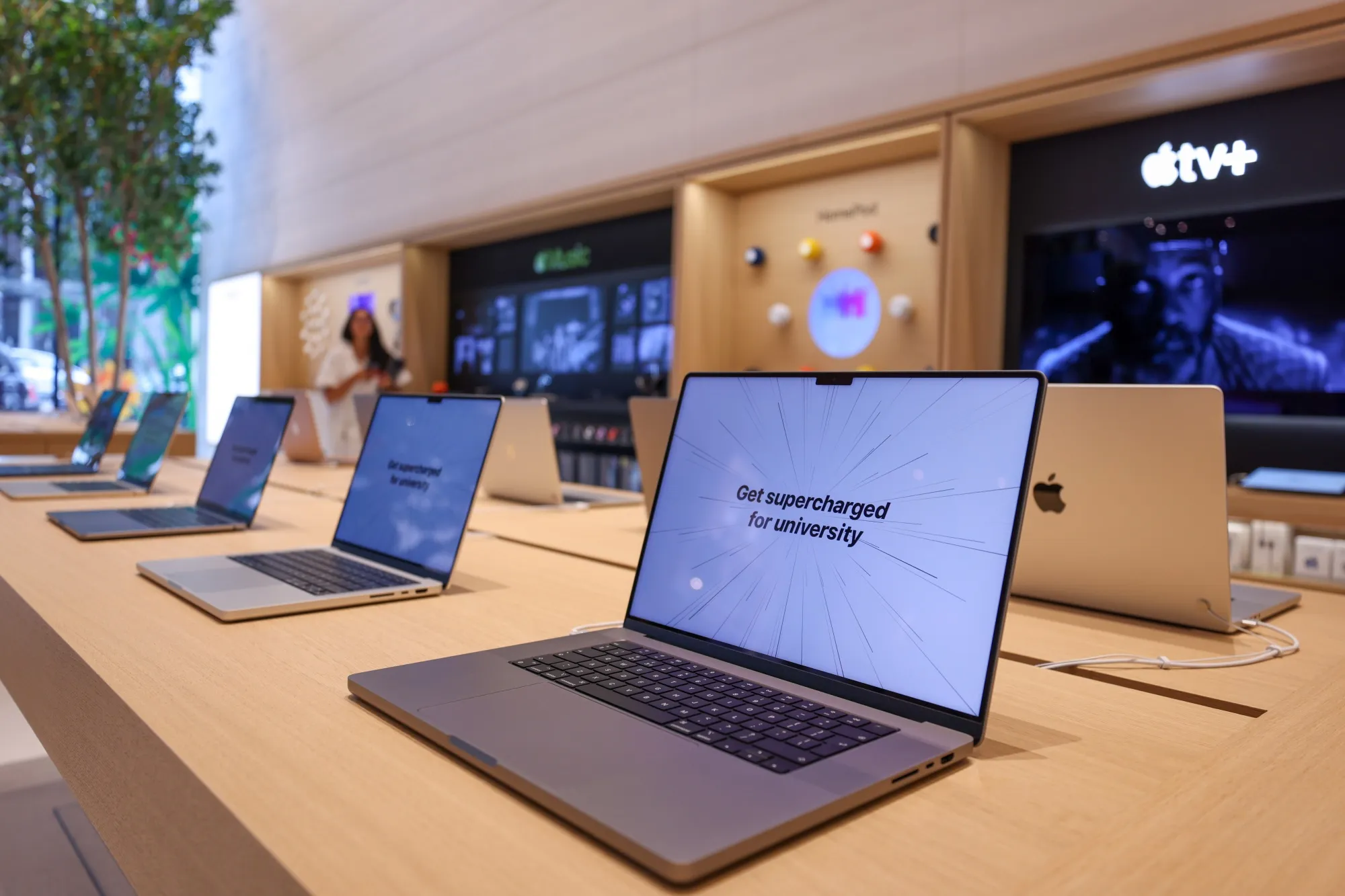 Apple bắt đầu phát triển thế hệ MacBook Pro trang bị chip M4