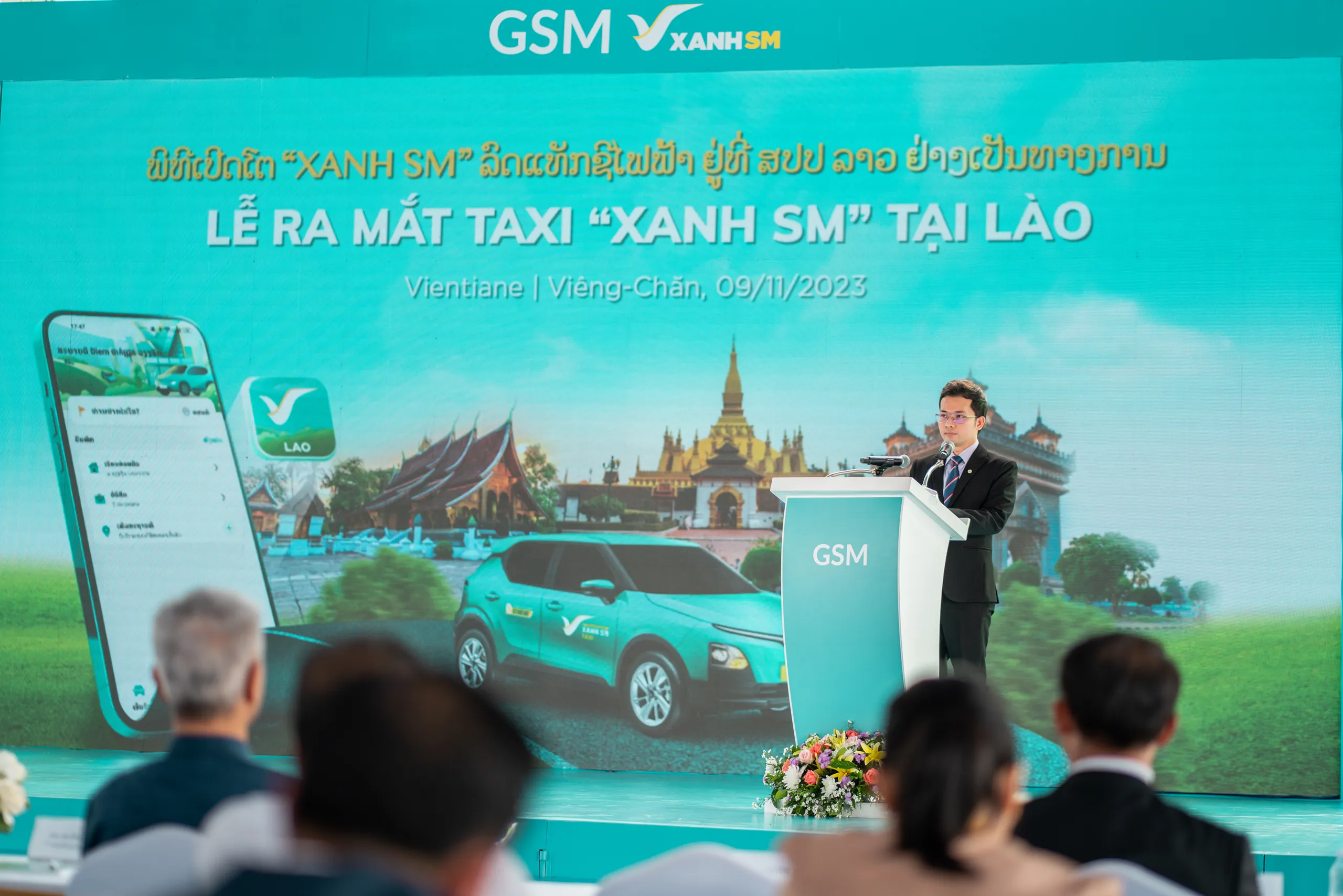 Taxi điện Xanh SM Lào bắt đầu hoạt động, tạo cơ hội việc làm cho hàng nghìn lao động địa phương