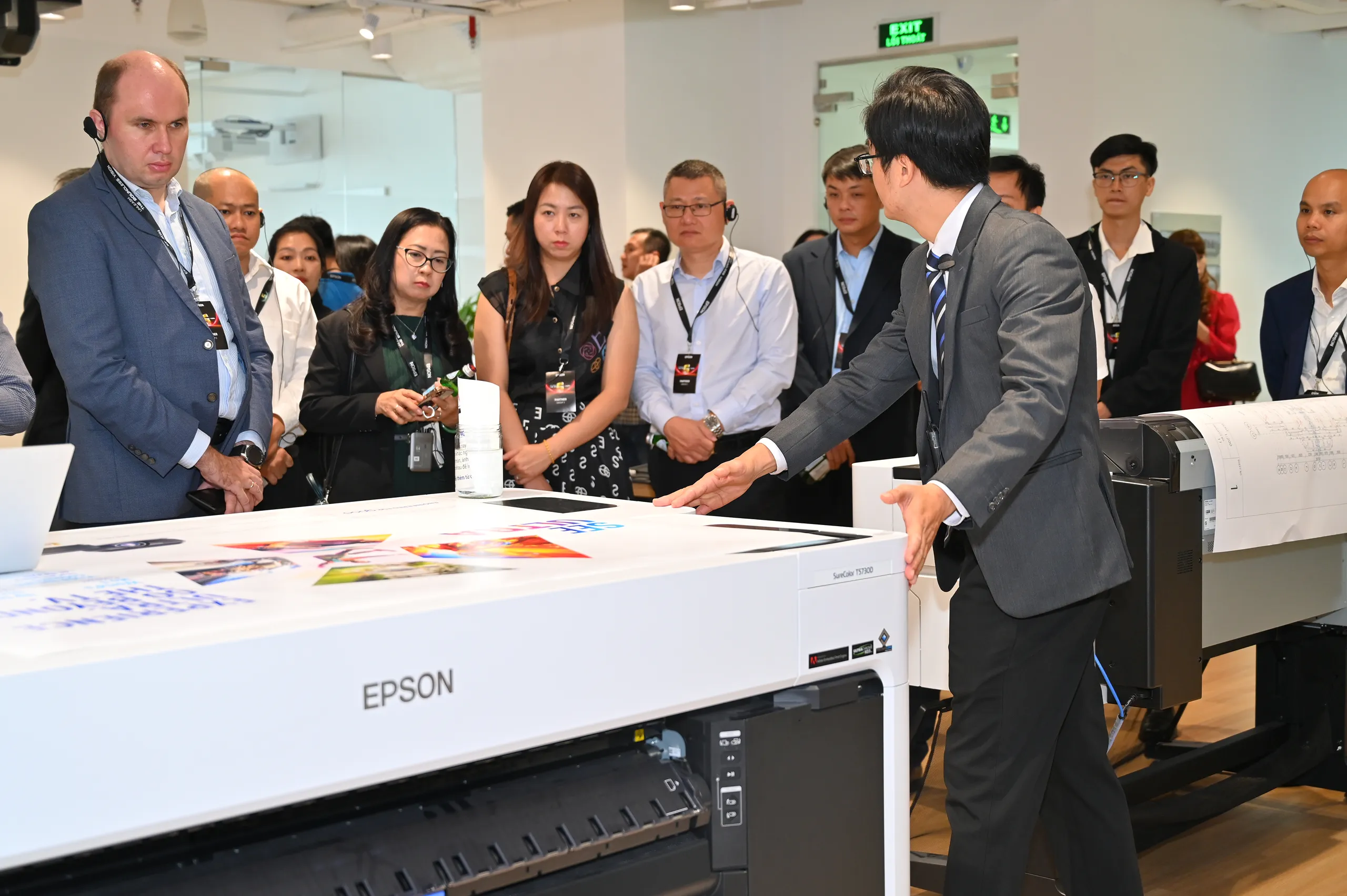 Epson Việt Nam mở Trung tâm Giải pháp và Văn phòng mới, mang đến trải nghiệm ấn tượng cho khách hàng