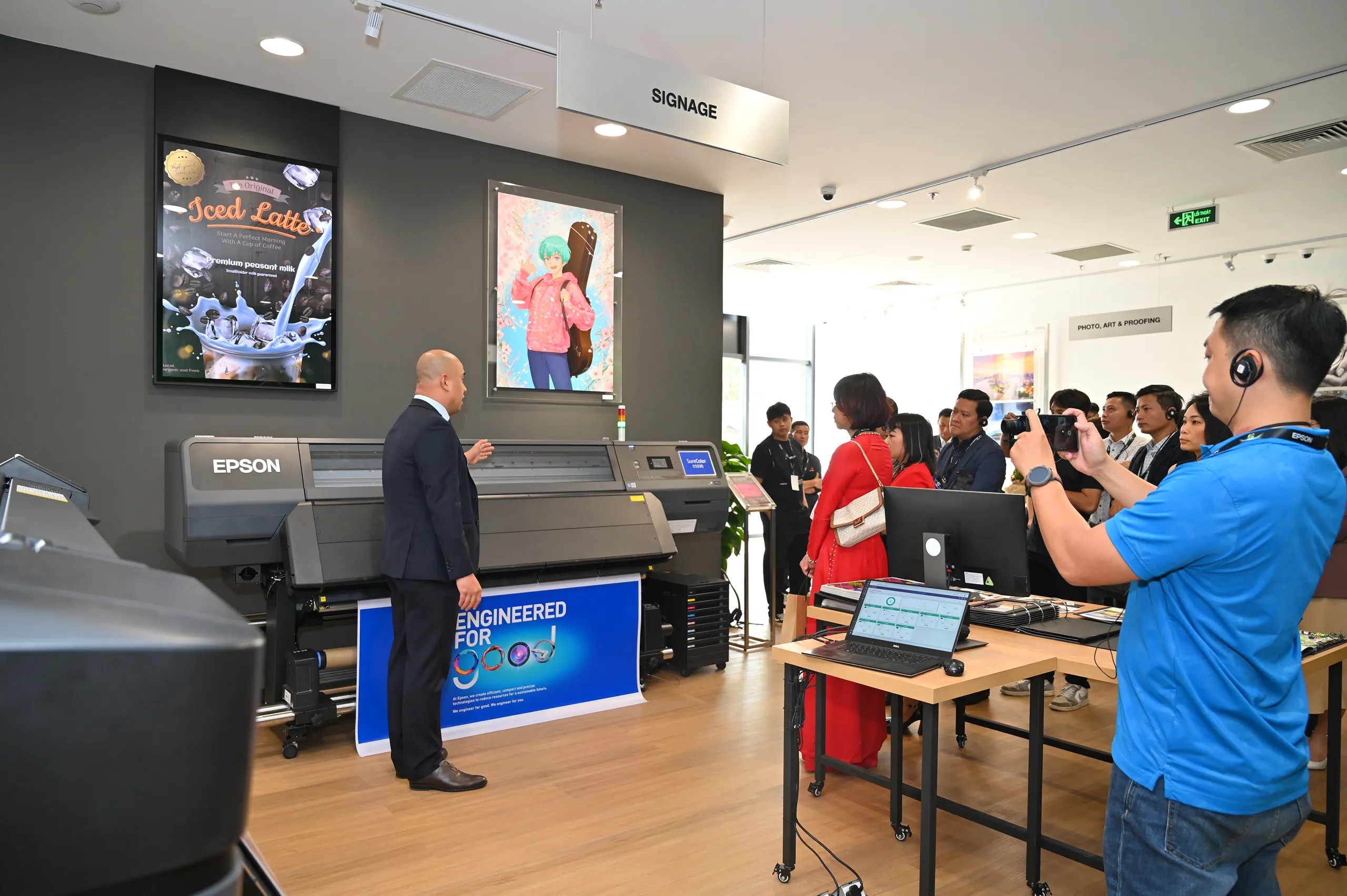 Epson Việt Nam mở Trung tâm Giải pháp và Văn phòng mới, mang đến trải nghiệm ấn tượng cho khách hàng
