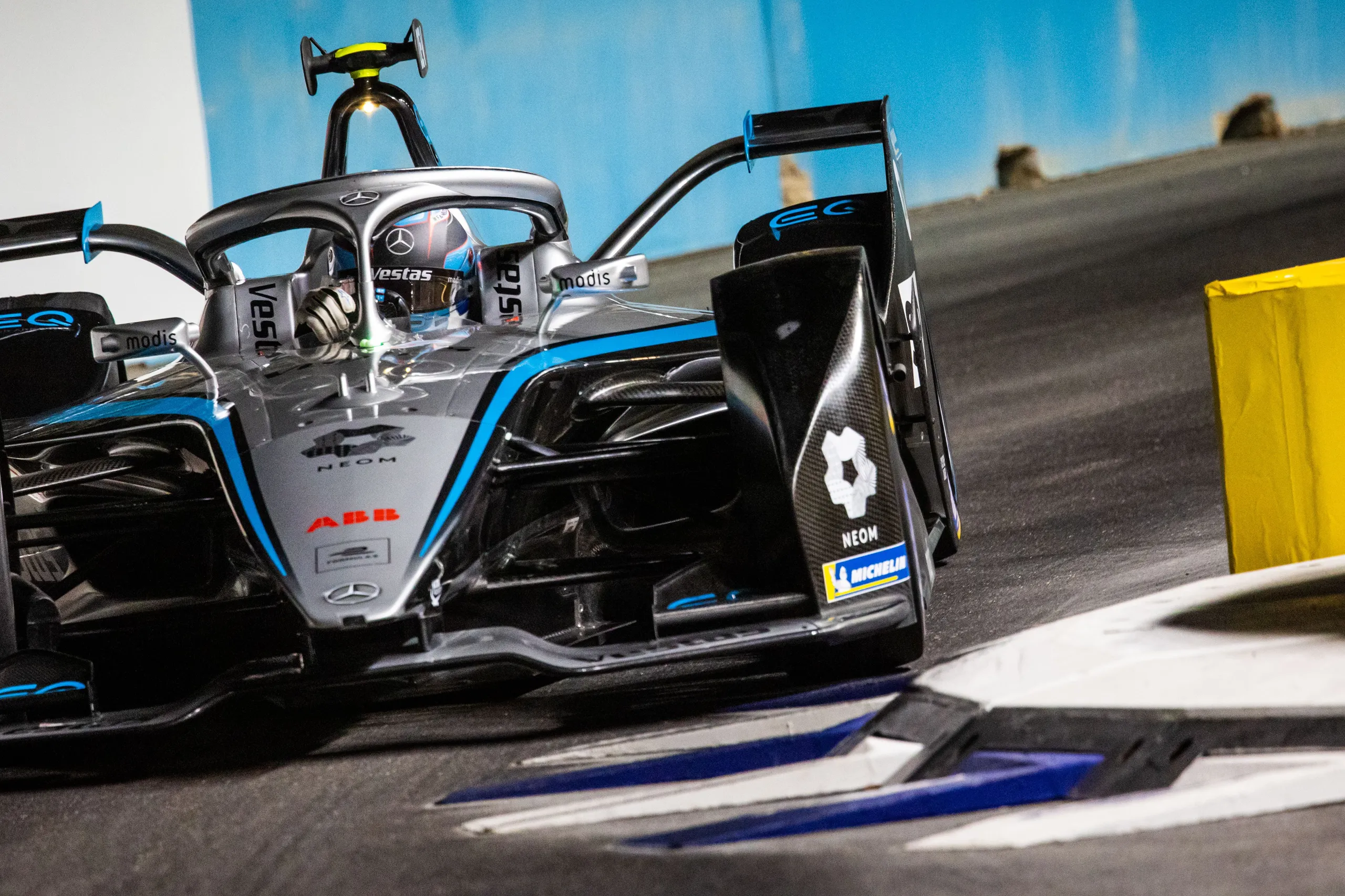 Bridgestone trở lại Giải đua xe điện ABB FIA Formula E