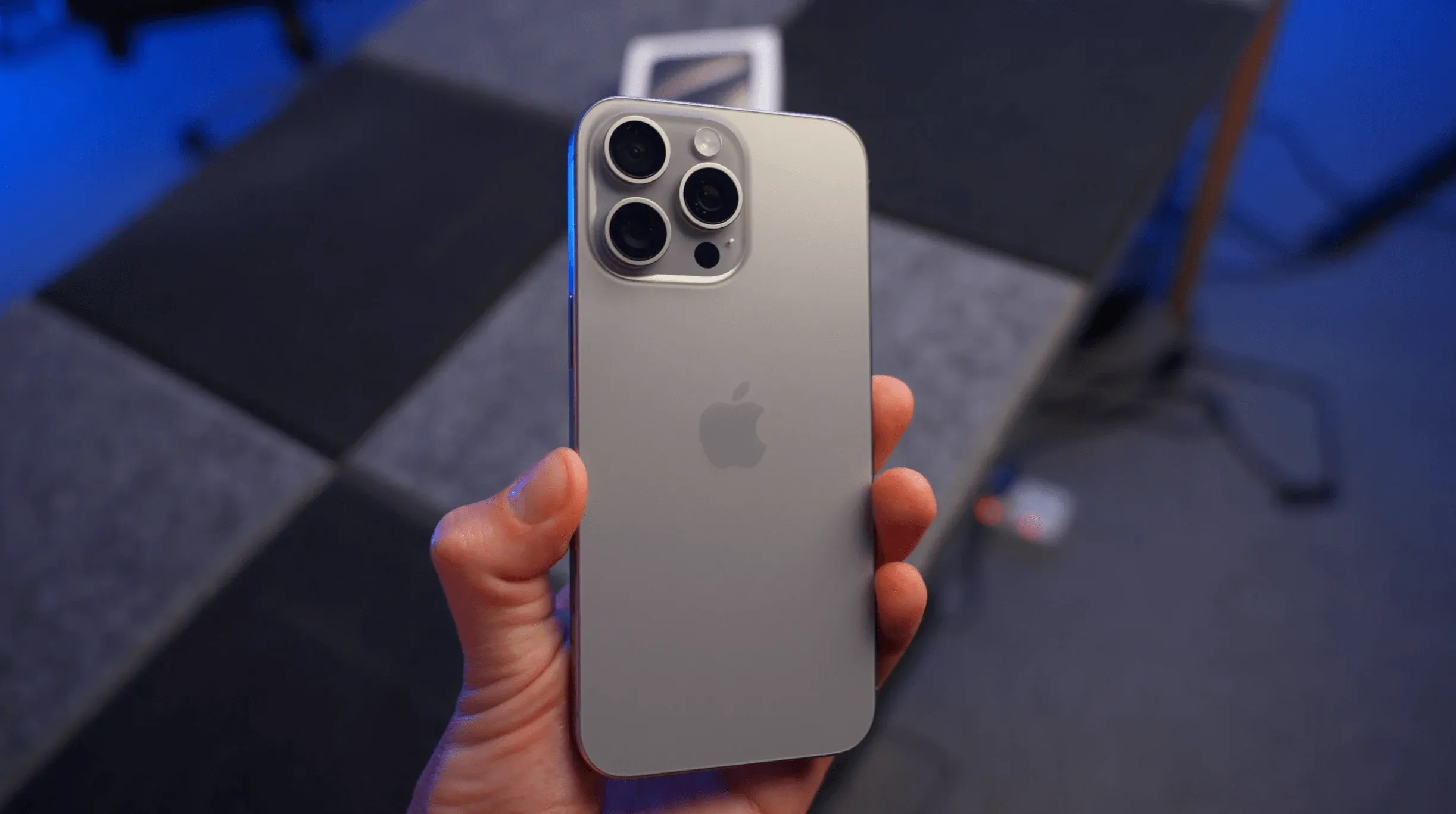 iPhone 15 Pro Max sẽ tiếp tục là mẫu iPhone bán chạy nhất trong nửa đầu năm 2024