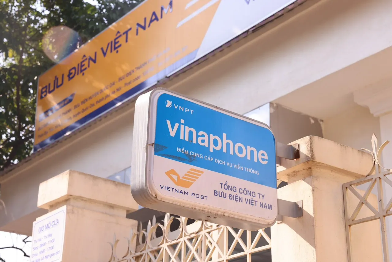 VinaPhone mở bán dịch vụ viễn thông tại các bưu cục của Bưu điện trên toàn quốc