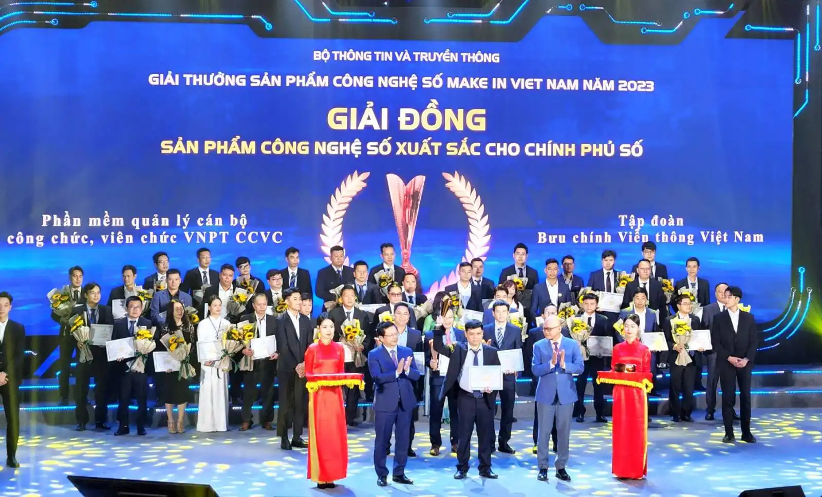 Sản phẩm số của VNPT “chinh phục” Make in Vietnam 2023