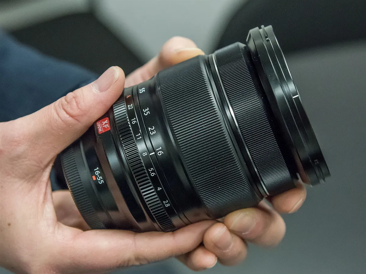 Bản cập nhật firmware mới cho ống kính Fujifilm XF 16-55mm F2.8 đang gặp lỗi