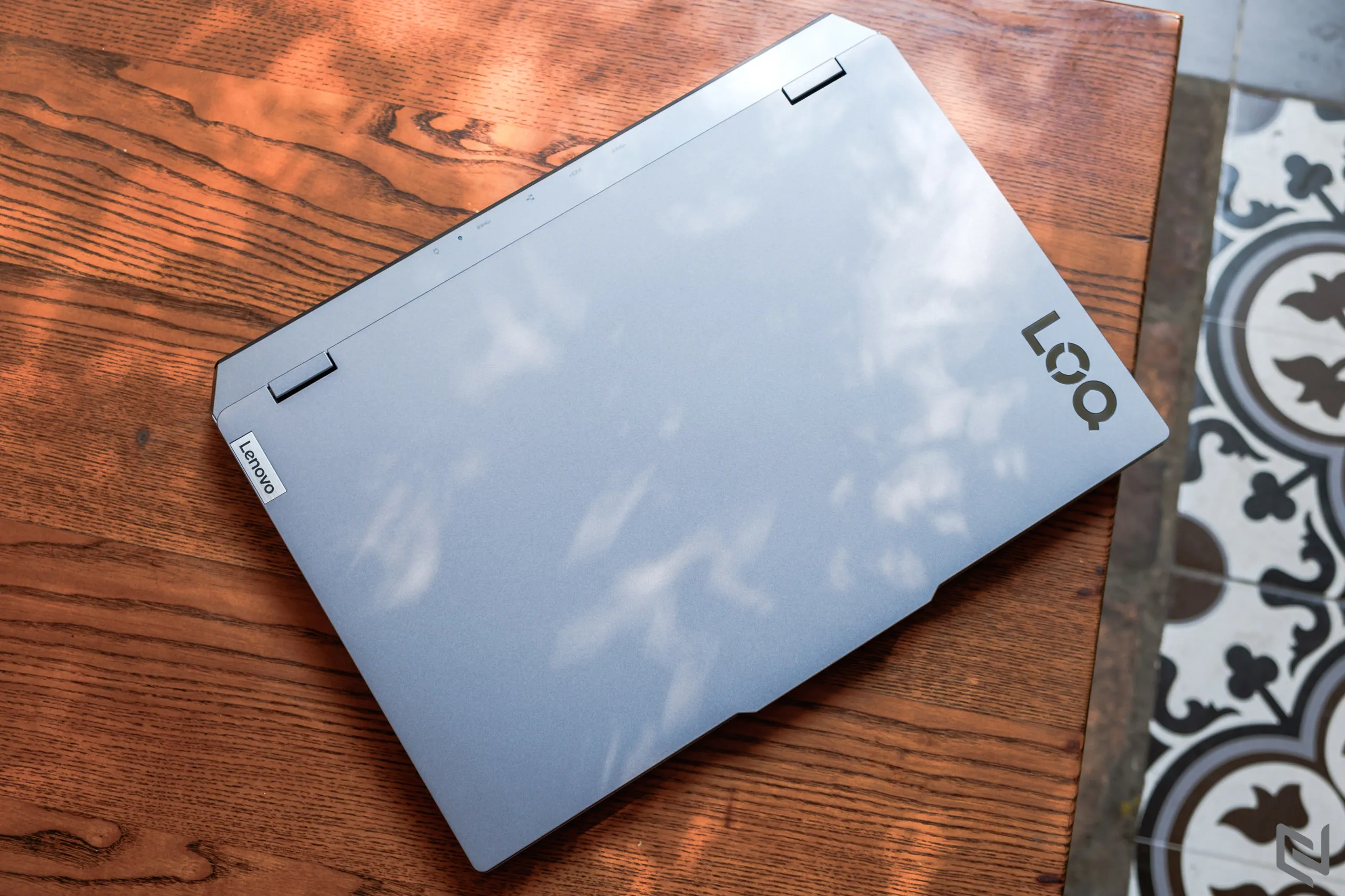 Đánh giá Lenovo LOQ 15IRX9 2024: Laptop Intel Core thế hệ 14 kết hợp RTX 4060 mạnh mẽ, thiết kế đẹp và tinh tế hơn