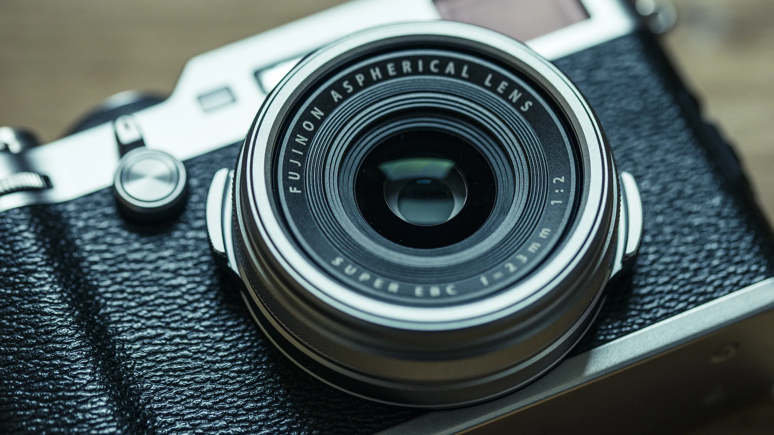 Lịch sử dòng máy ảnh Fujifilm X100: Di sản tạo nên X100VI