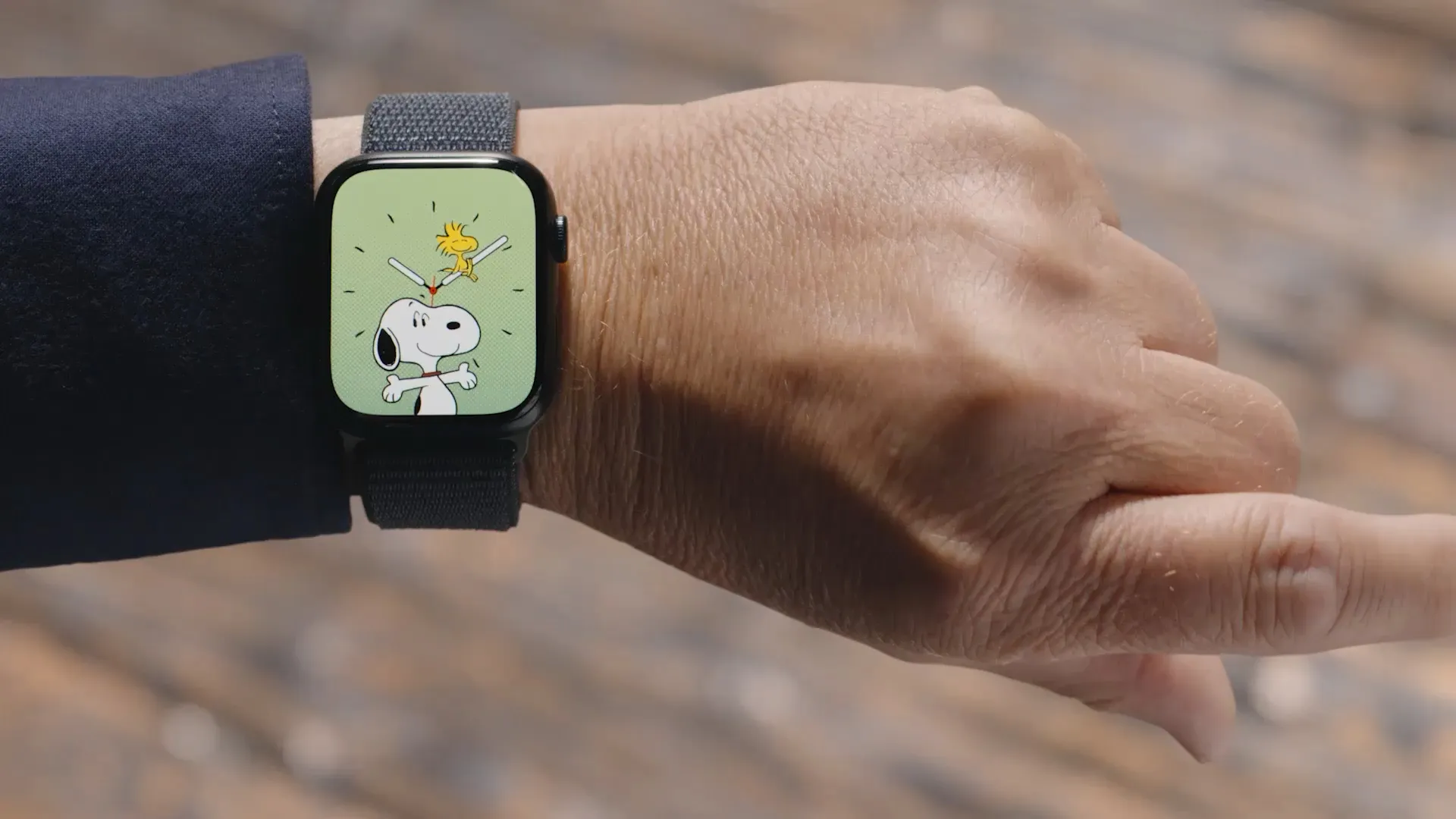 Apple Watch Series 10 có thể sử dụng công nghệ màn hình mới để tăng thời lượng pin