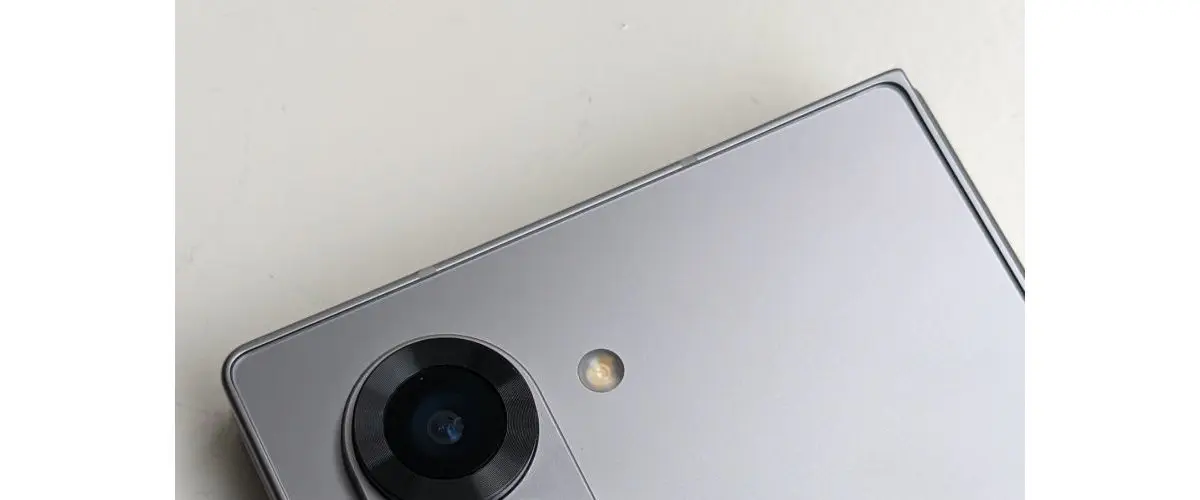 Xuất hiện thêm ảnh mặt lưng của Galaxy Z Fold6