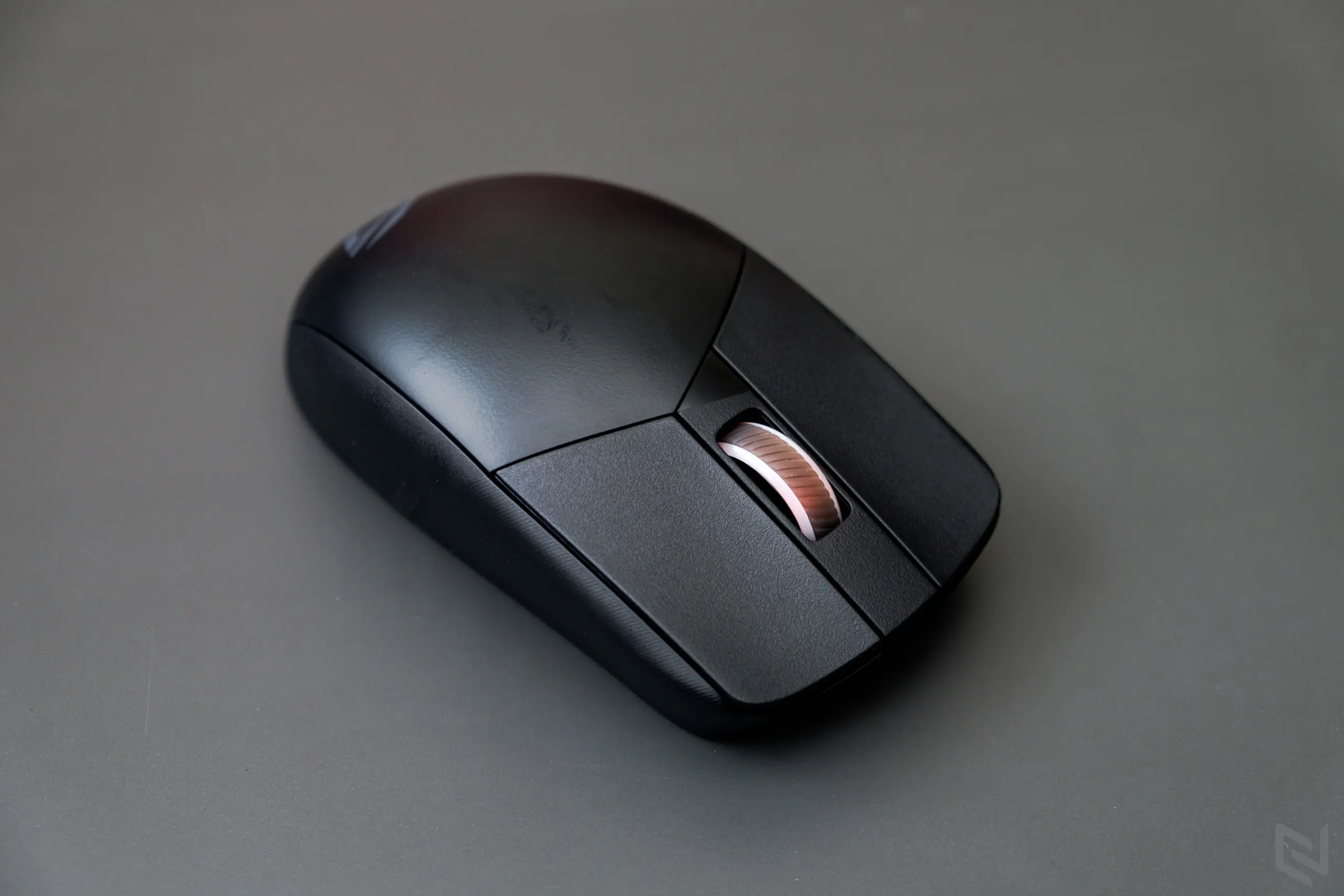 Đánh giá ASUS ROG Strix Impact 3 Wireless: Chuột xịn giá mềm phù hợp với mọi người dùng