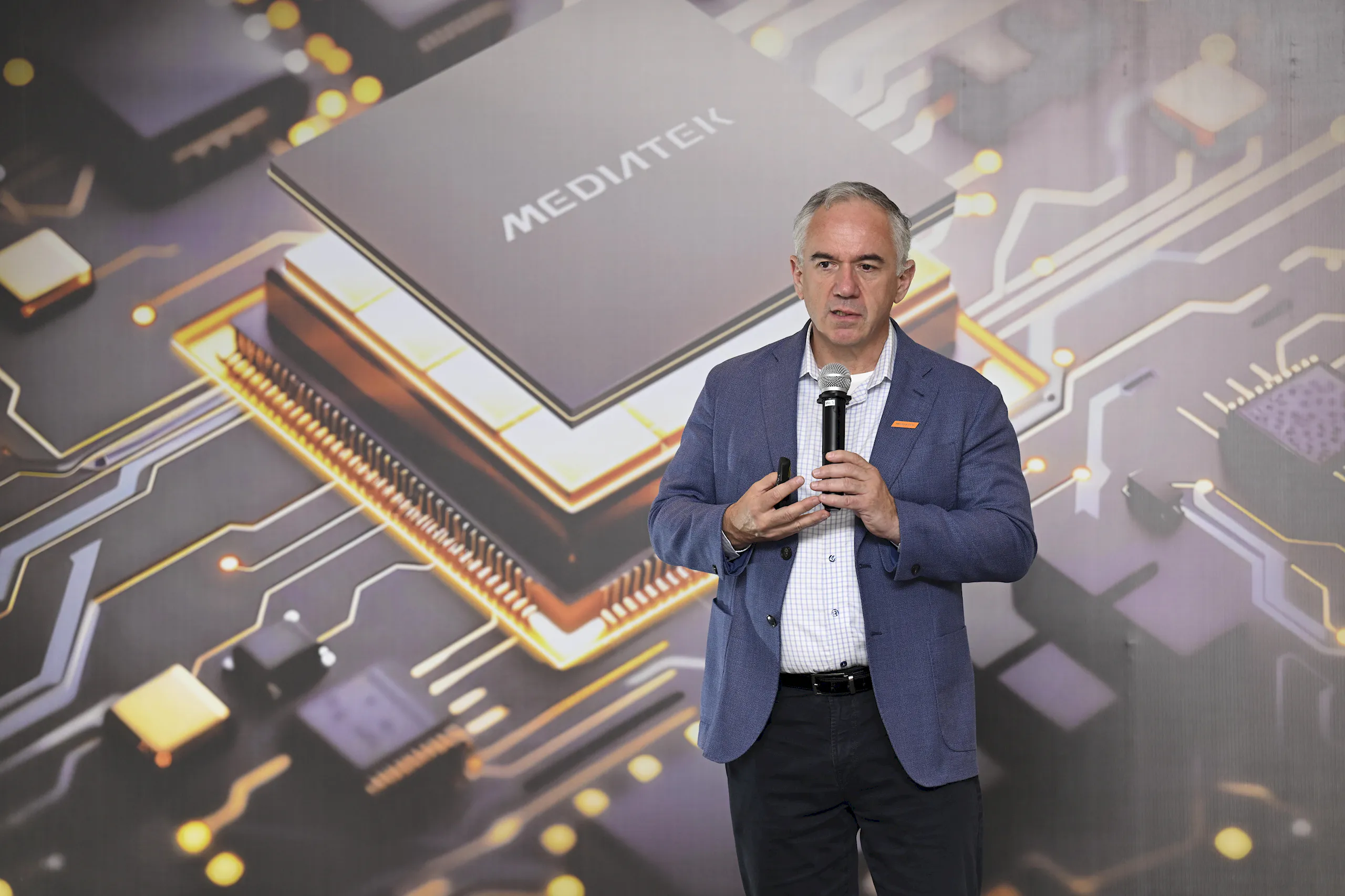 MediaTek dẫn đầu thị trường chip di động toàn cầu, tập trung vào AI và thị trường Đông Nam Á