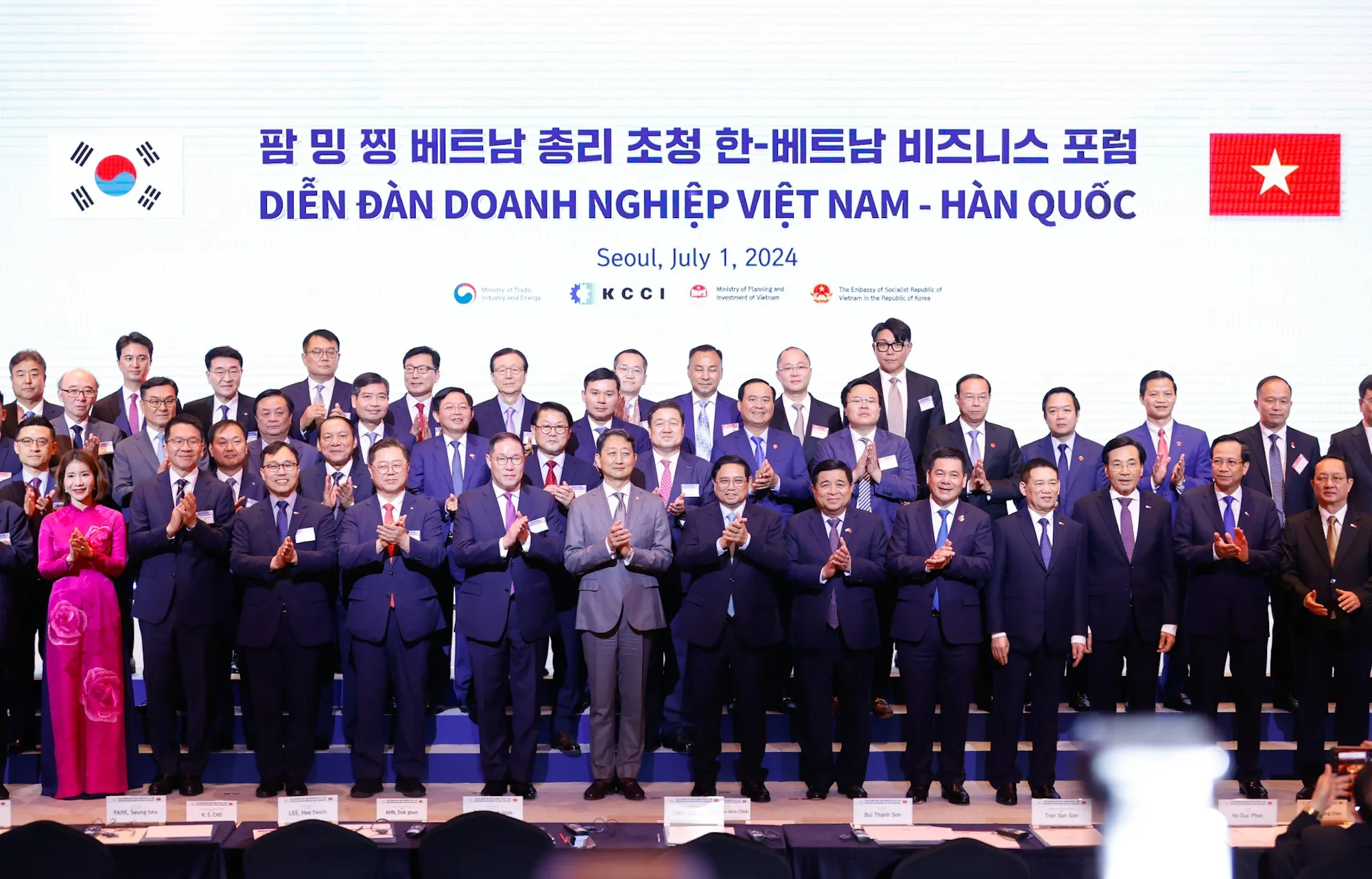 CMC trao biên bản ghi nhớ với đối tác Hàn Quốc tại Diễn đàn doanh nghiệp Việt Nam – Hàn Quốc