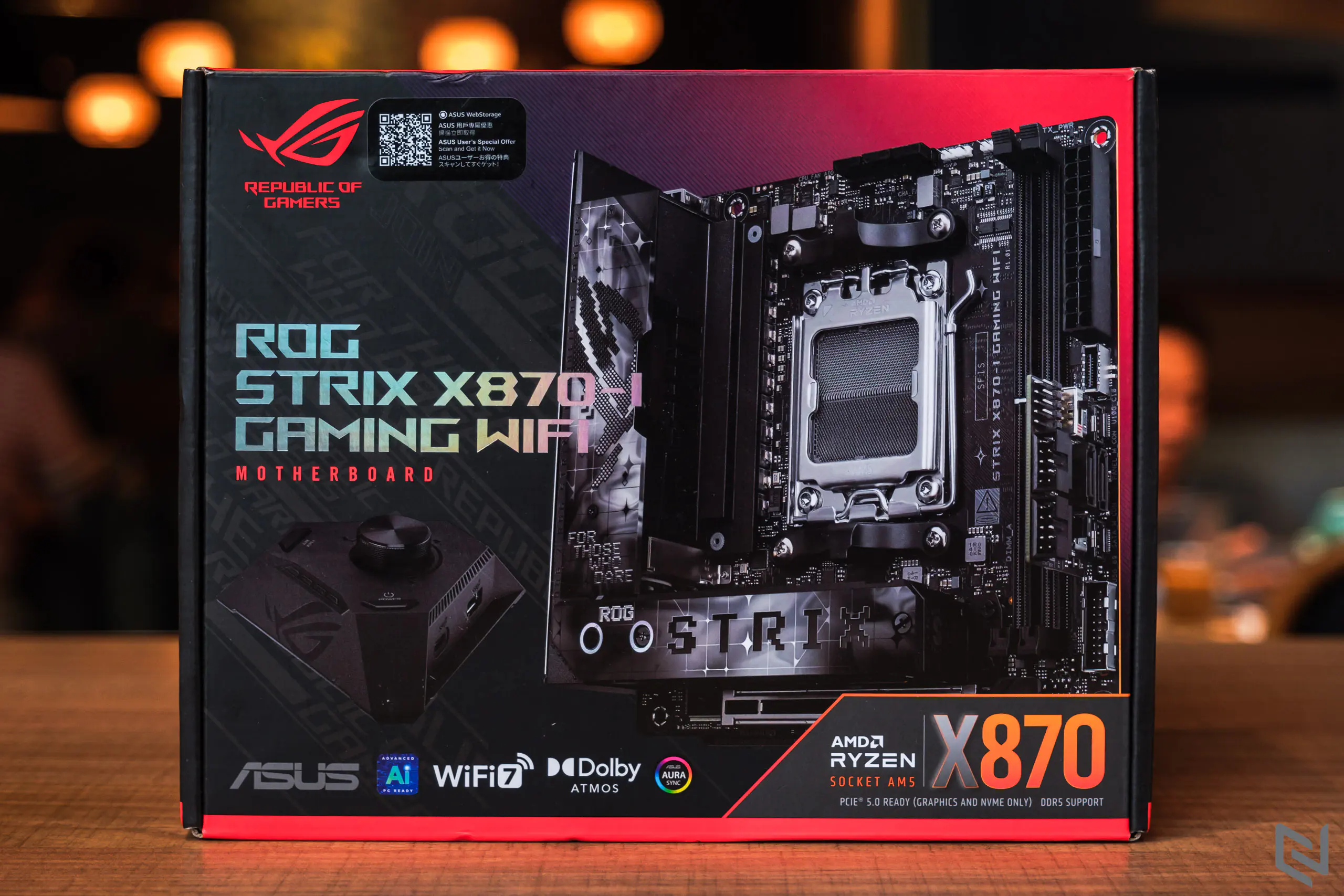 Trên tay ROG Strix X870-I Gaming WiFi: Bo mạch chủ mini-ITX mạnh mẽ cho game thủ yêu cầu cao