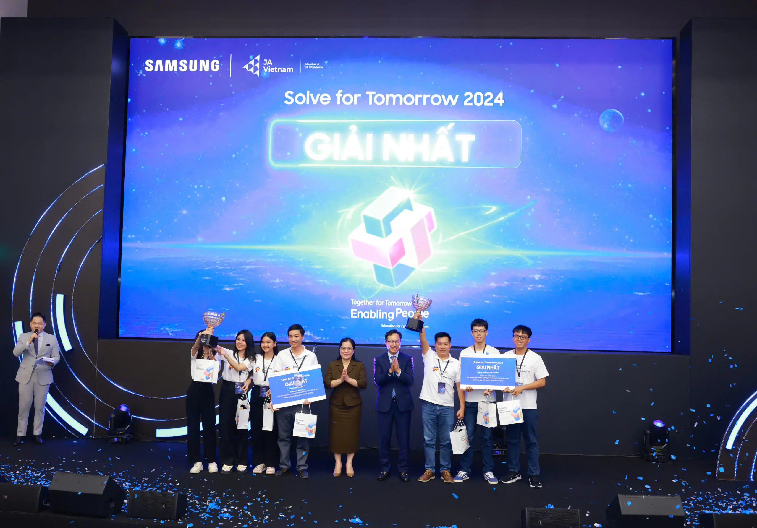 Samsung công bố top dự án xuất sắc tại Chung kết Solve for Tomorrow 2024