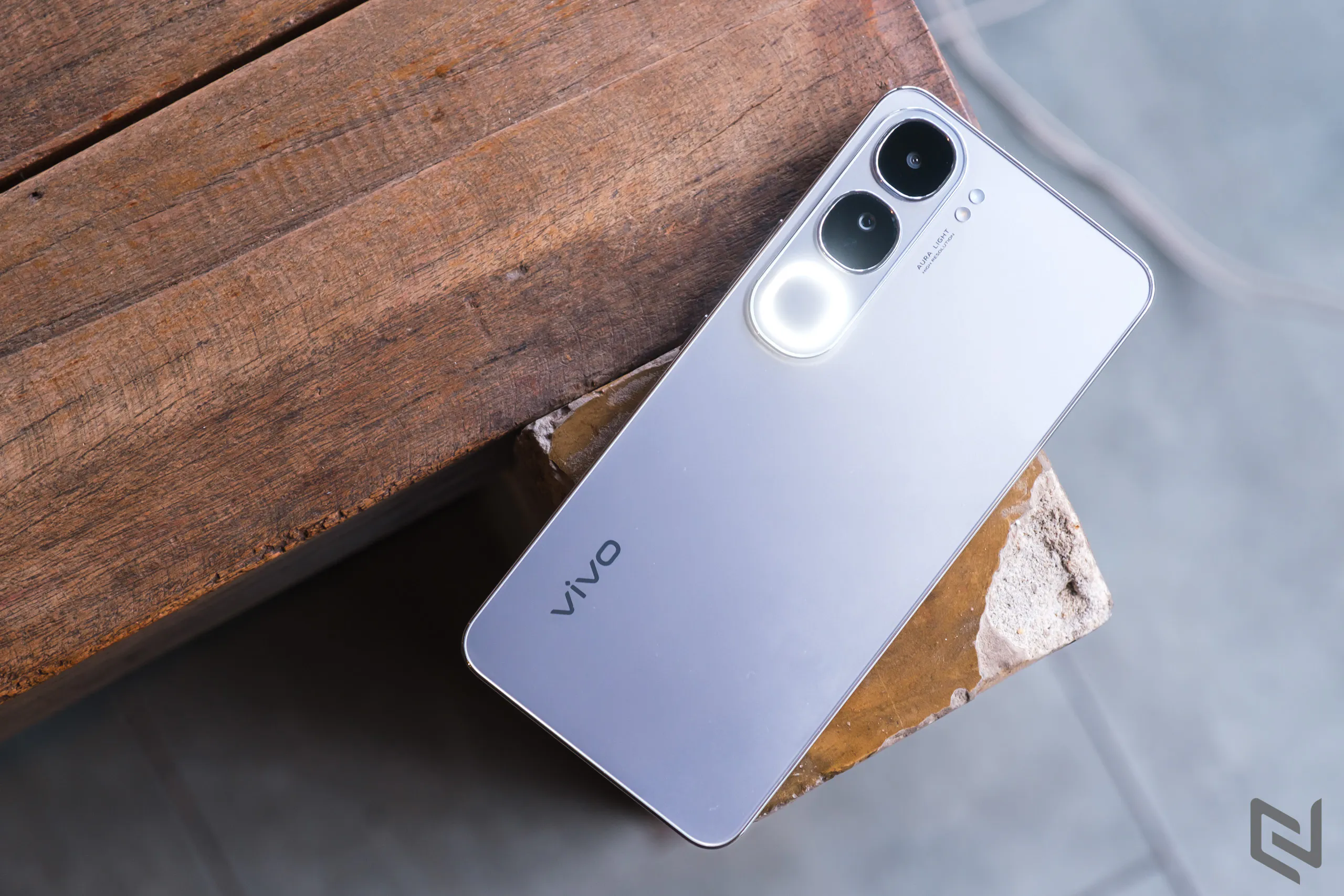 Đánh giá vivo V40 Lite: Hiệu năng ổn định, camera chụp tốt và rất bền bỉ