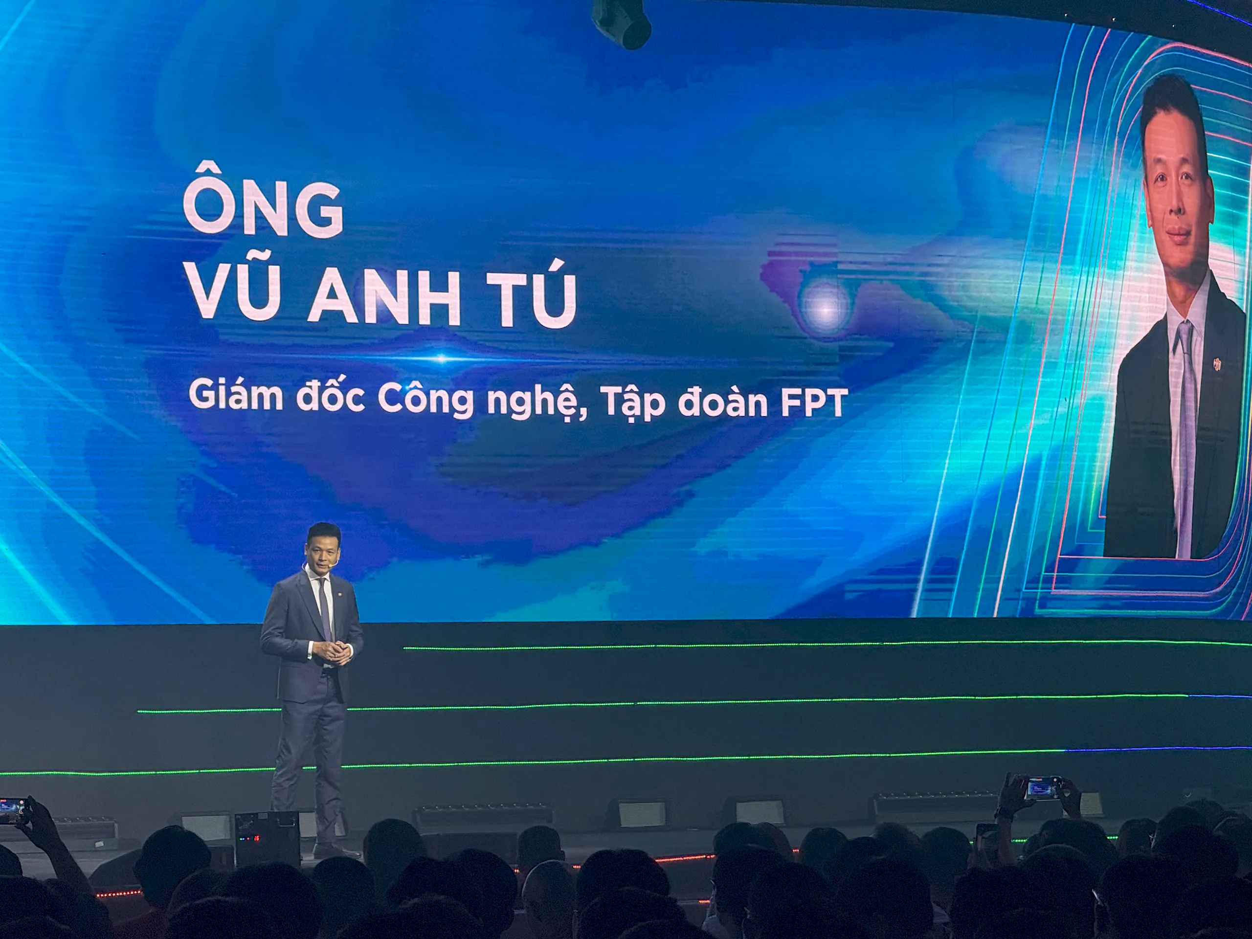 Hàng nghìn người trải nghiệm công nghệ tương lai tại FPT Techday 2024