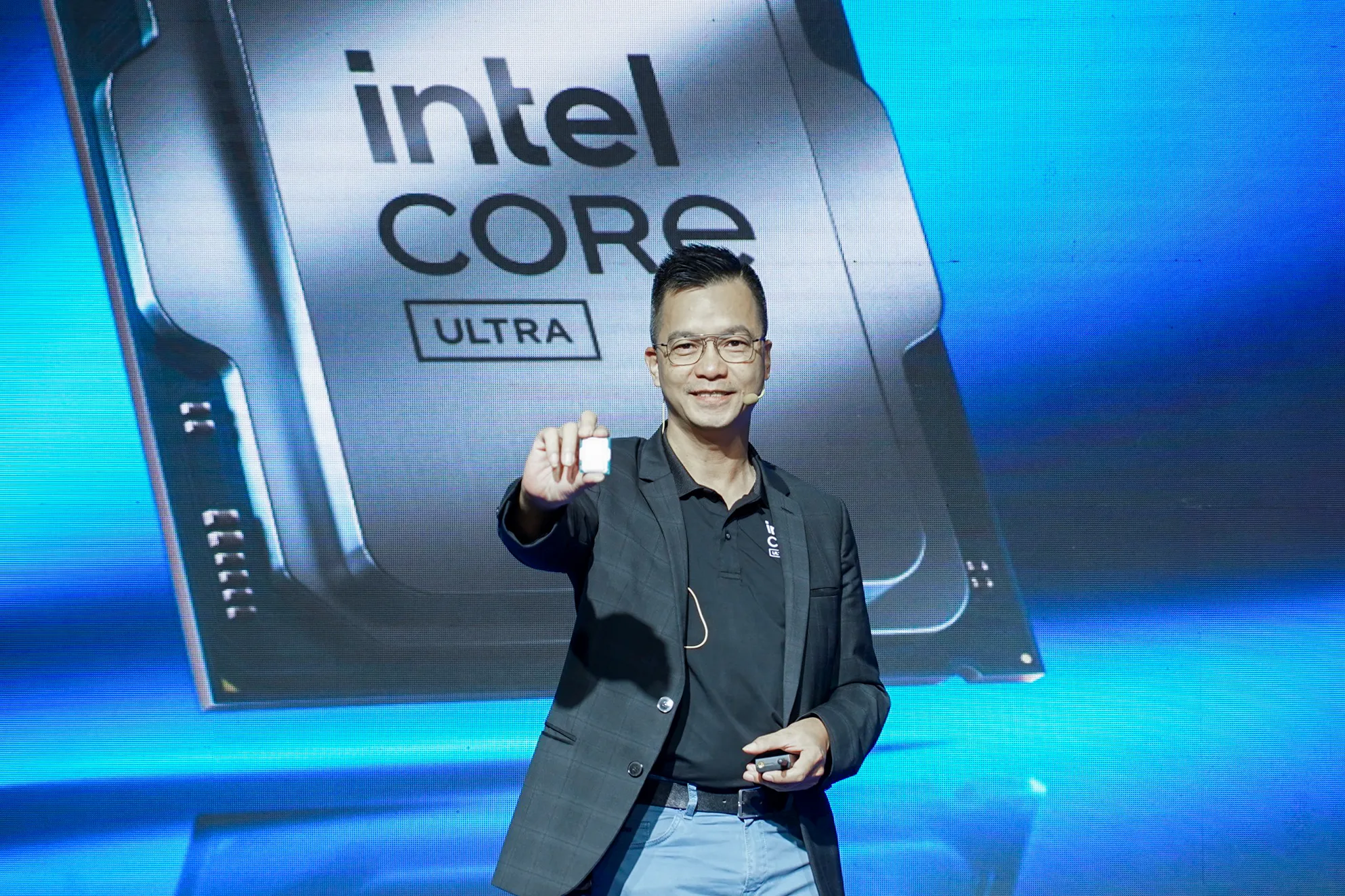 Intel ra mắt dòng Vi xử lý Core Ultra (Series 2) Tại Việt Nam