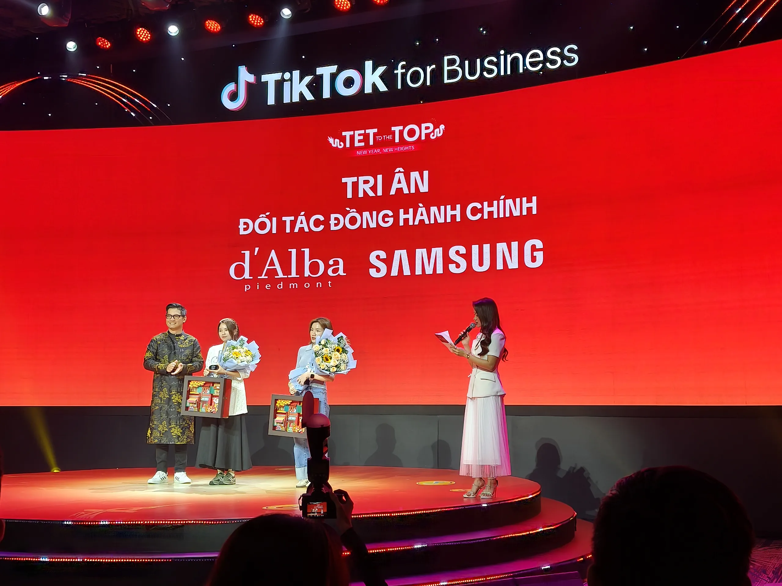 Tet to the Top 2025 – Khai phá tiềm năng kinh doanh mùa Tết từ TikTok