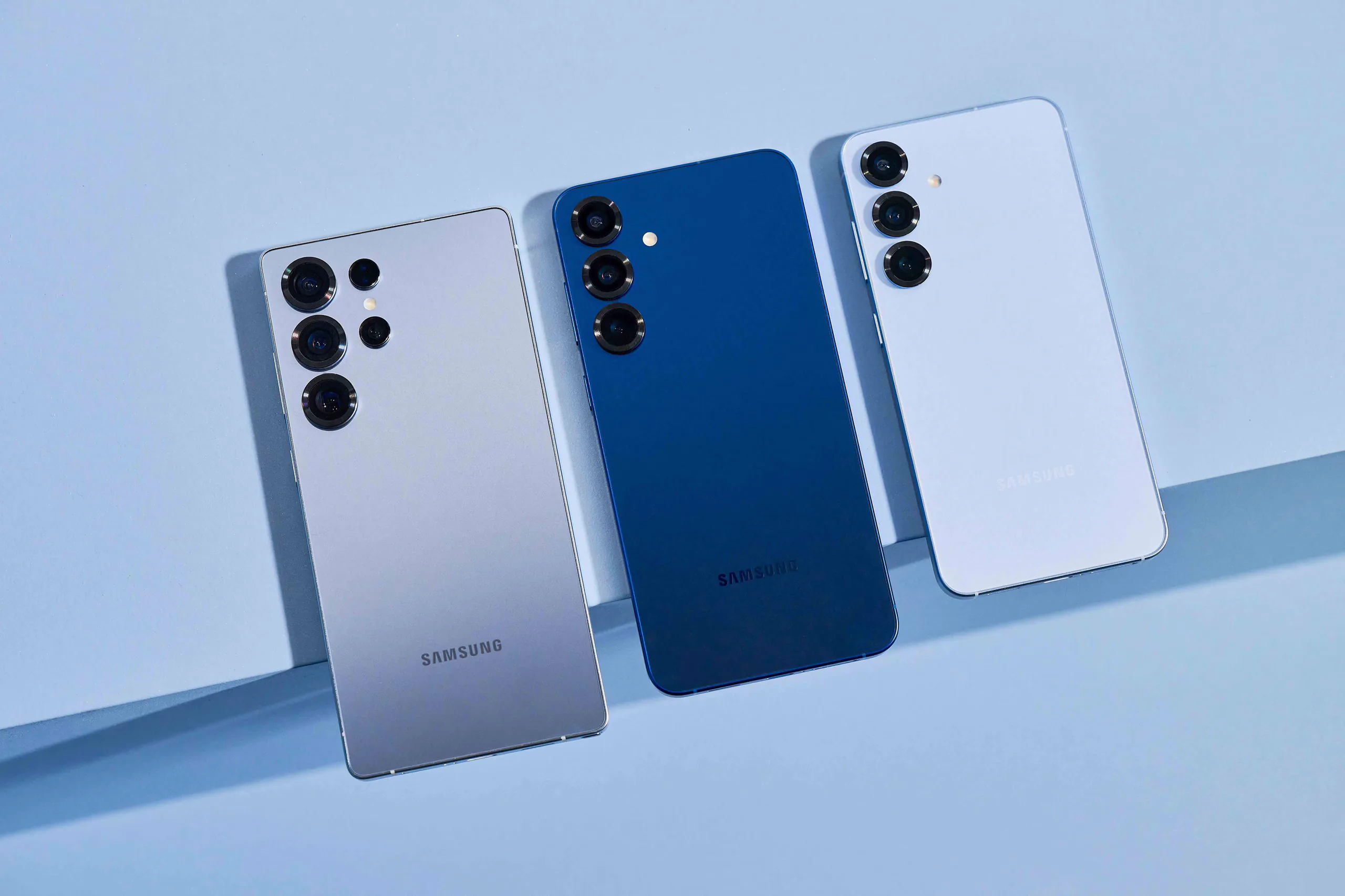 AI đang là tiêu điểm của thị trường smartphone 2026, ngoài smart thì còn gì nữa?
