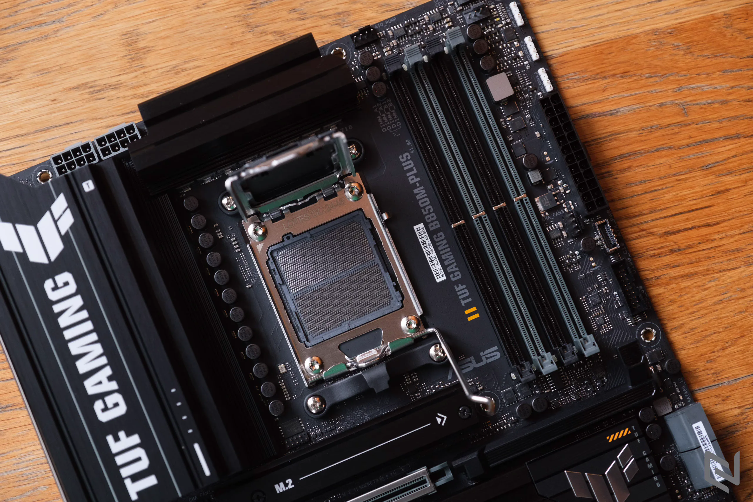 Trên tay mainboard ASUS TUF Gaming B850M-Plus: Hiệu năng nhỏ gọn, bền bỉ chuẩn TUF