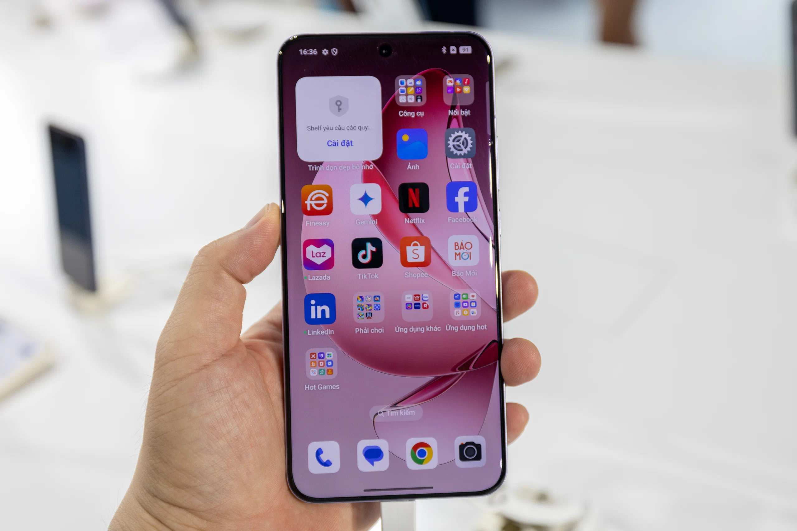 OPPO Reno13 Series chính thức ra mắt tại Việt Nam - Nhiếp ảnh AI sáng tạo, hiệu năng ấn tượng và thiết kế độc đáo