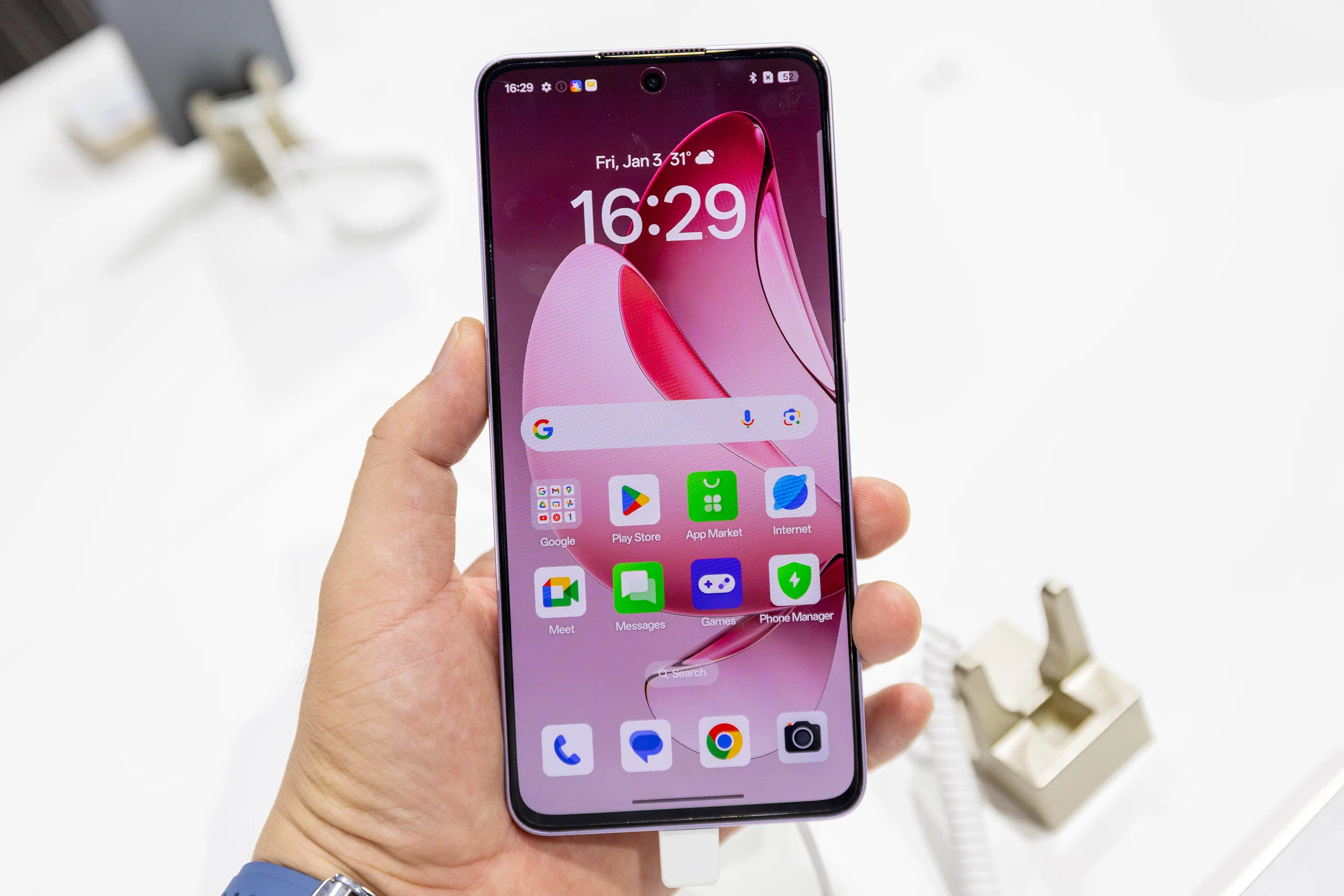 OPPO Reno13 Series chính thức ra mắt tại Việt Nam - Nhiếp ảnh AI sáng tạo, hiệu năng ấn tượng và thiết kế độc đáo