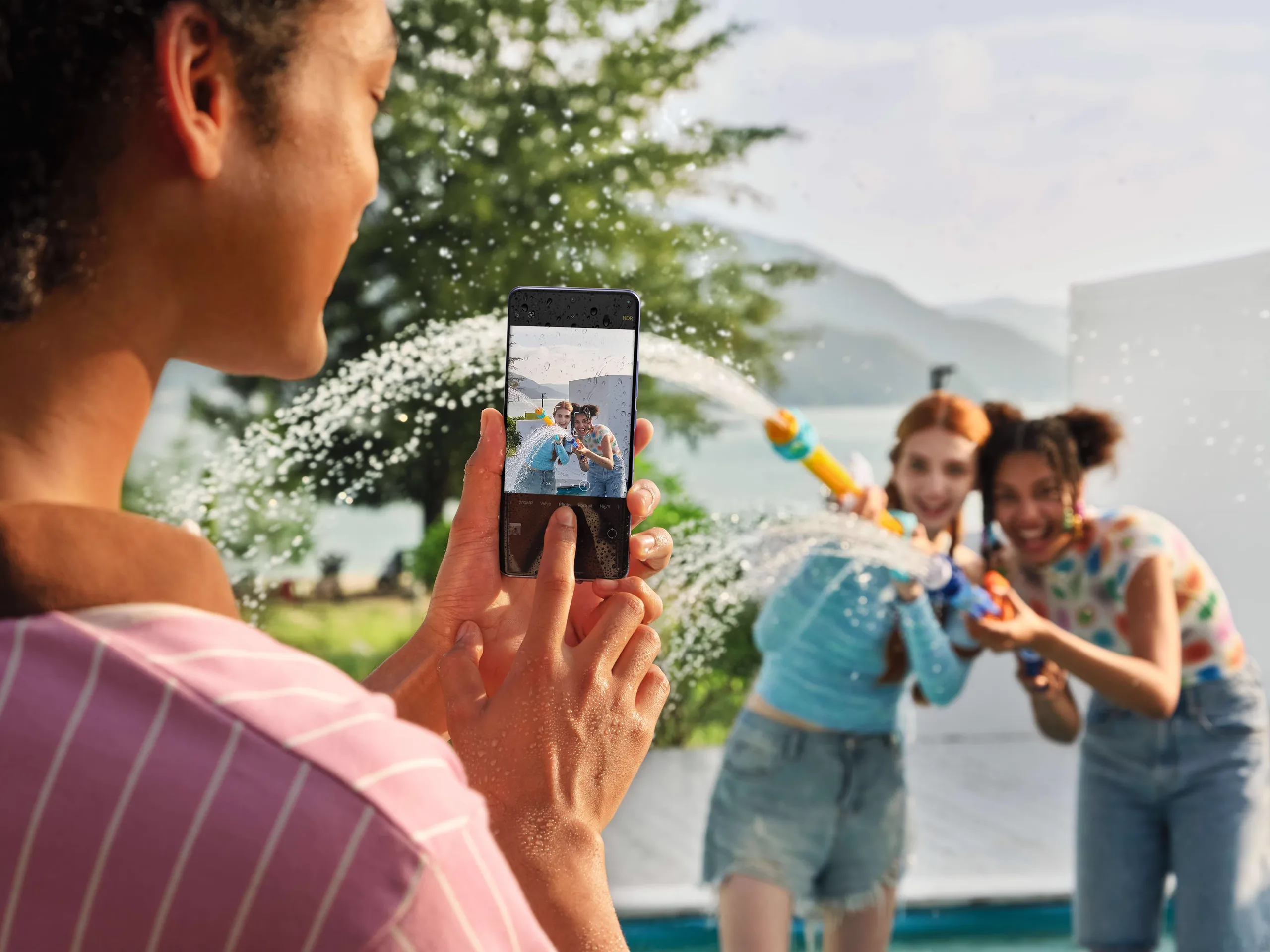 Xiaomi ra mắt Redmi Note 14 Series tại Việt Nam: Camera AI 200MP, thiết kế bền bỉ, hỗ trợ AI toàn diện
