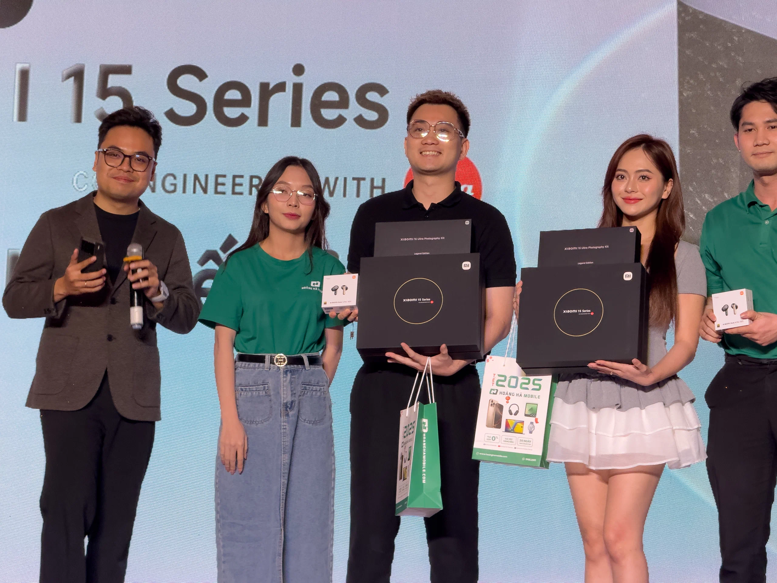 Xiaomi 15 Series ra mắt tại Việt Nam: Đột phá với camera Leica Summilux và trải nghiệm Xiaomi HyperAI tiên tiến