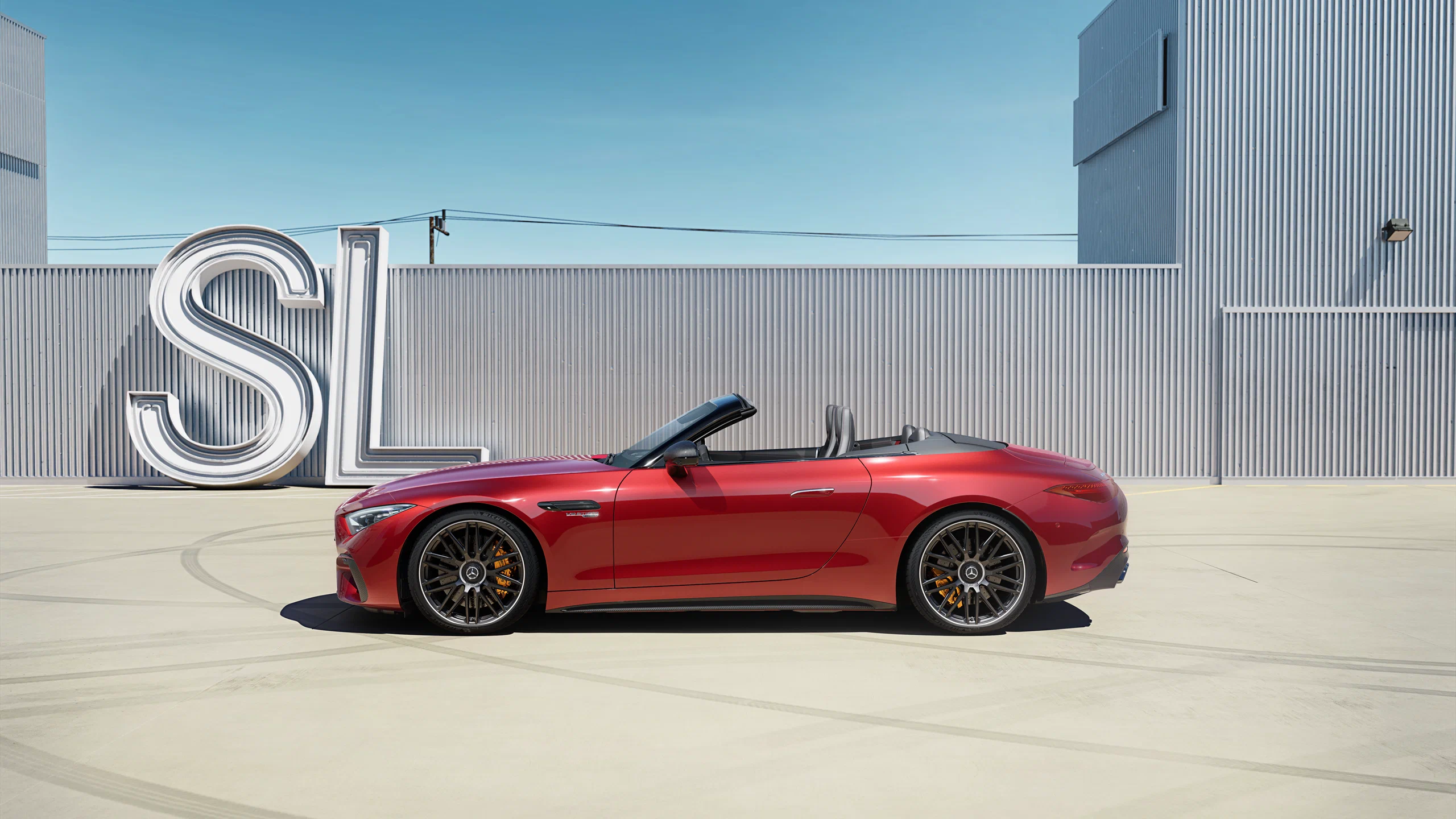 Mercedes-AMG SL 63 S E Performance ra mắt tại Việt Nam: Siêu phẩm hybrid đỉnh cao từ AMG