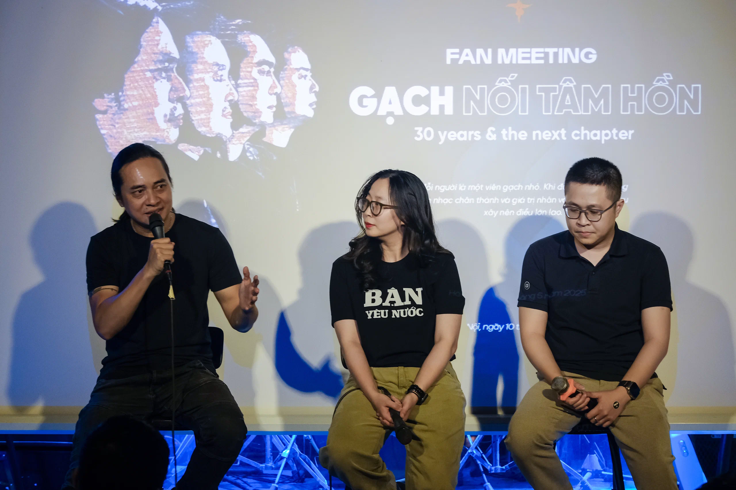 Tai nghe GẠCH: Kết tinh 30 năm của Bức Tường cùng công nghệ Velasboost