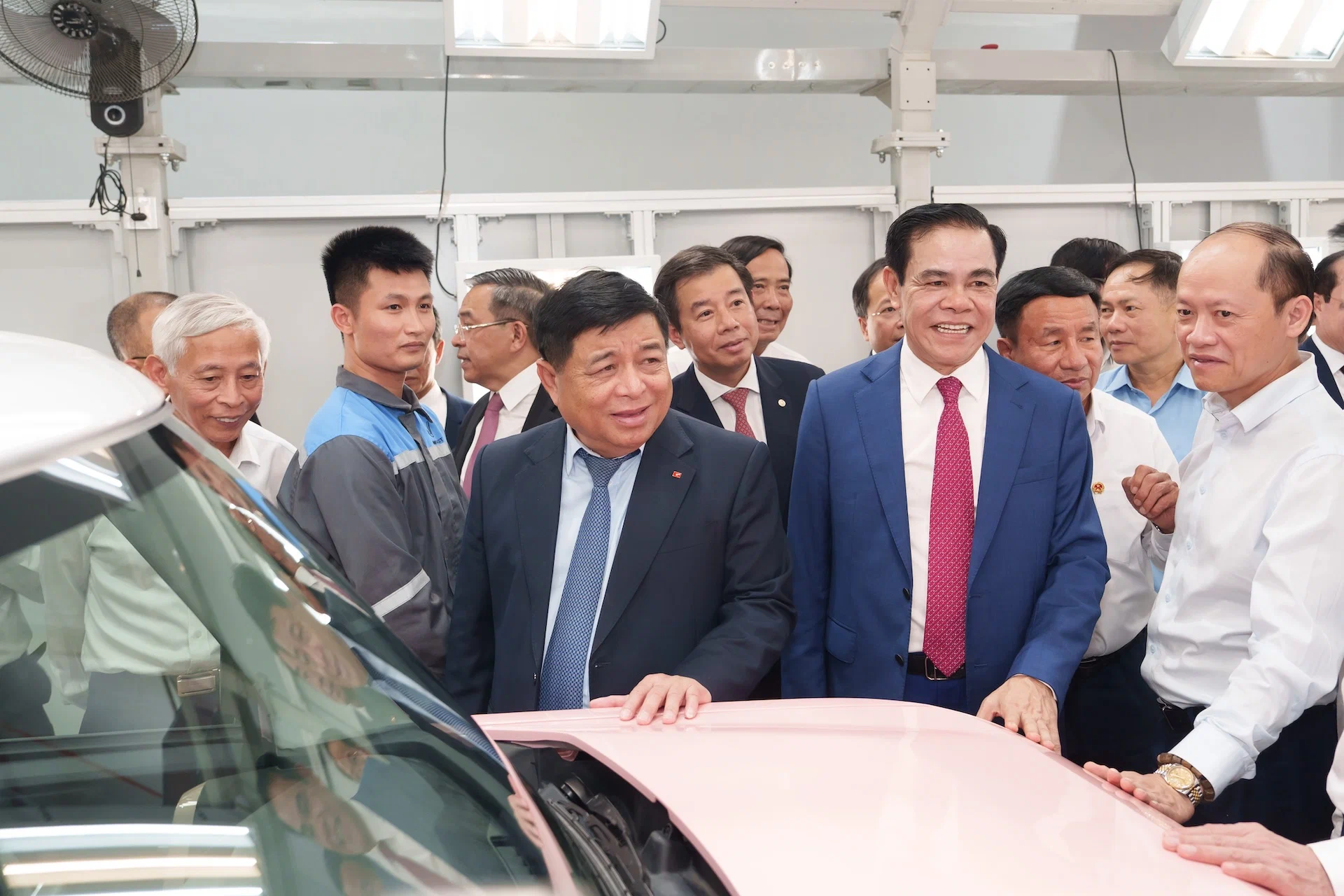 VinFast khánh thành nhà máy ô tô điện Hà Tĩnh: Công suất 200,000 xe/năm, tạo 6,000 việc làm