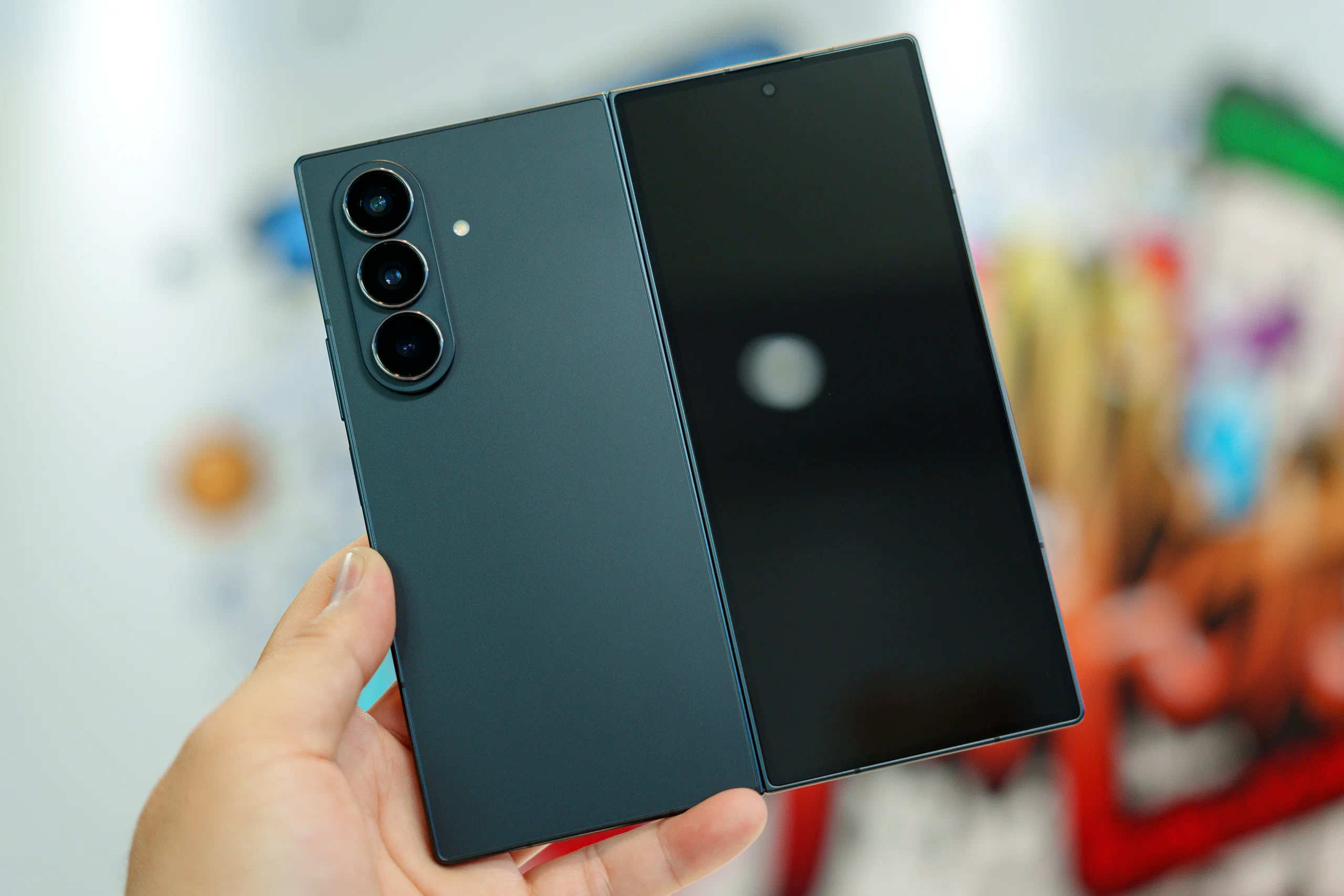 Galaxy Z Fold7 chính thức trình làng: Mỏng nhẹ chuẩn Ultra, đỉnh cao trải nghiệm gập