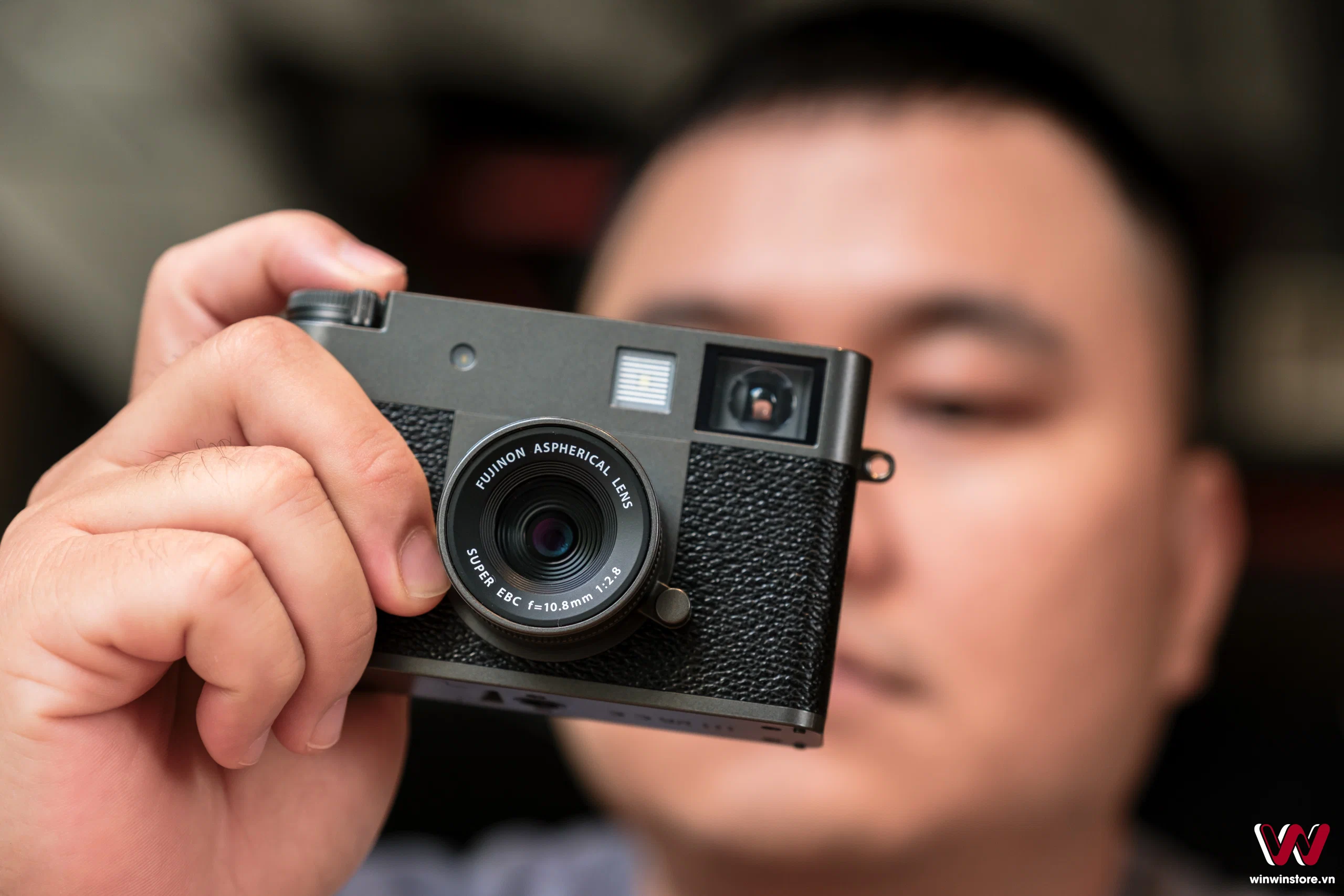 Fujifilm X half tiếp tục dẫn đầu doanh số máy ảnh tại Nhật Bản tháng 7