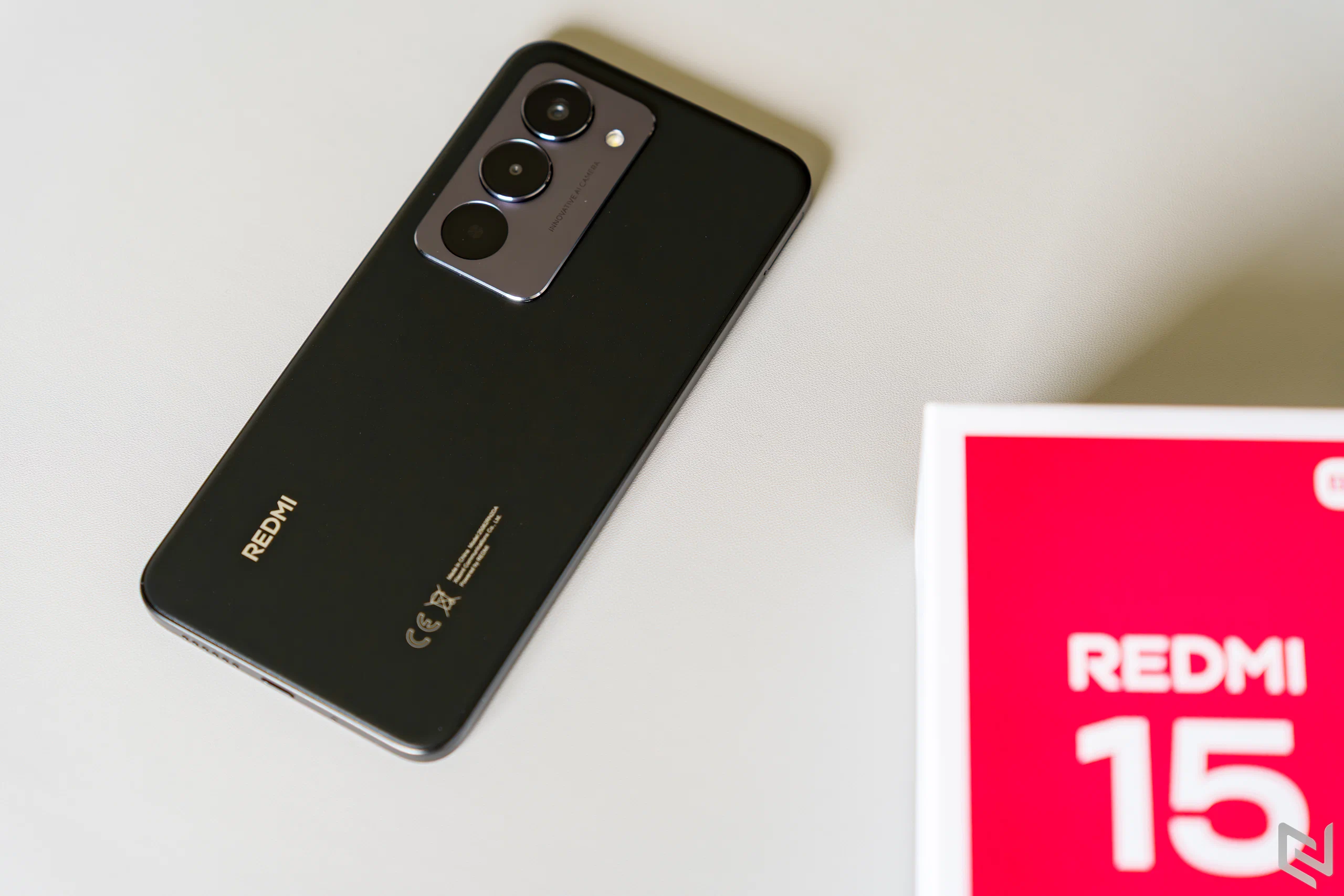 Đánh giá Redmi 15 - Pin “trâu” 7000mAh, màn hình 144Hz dẫn đầu phân khúc