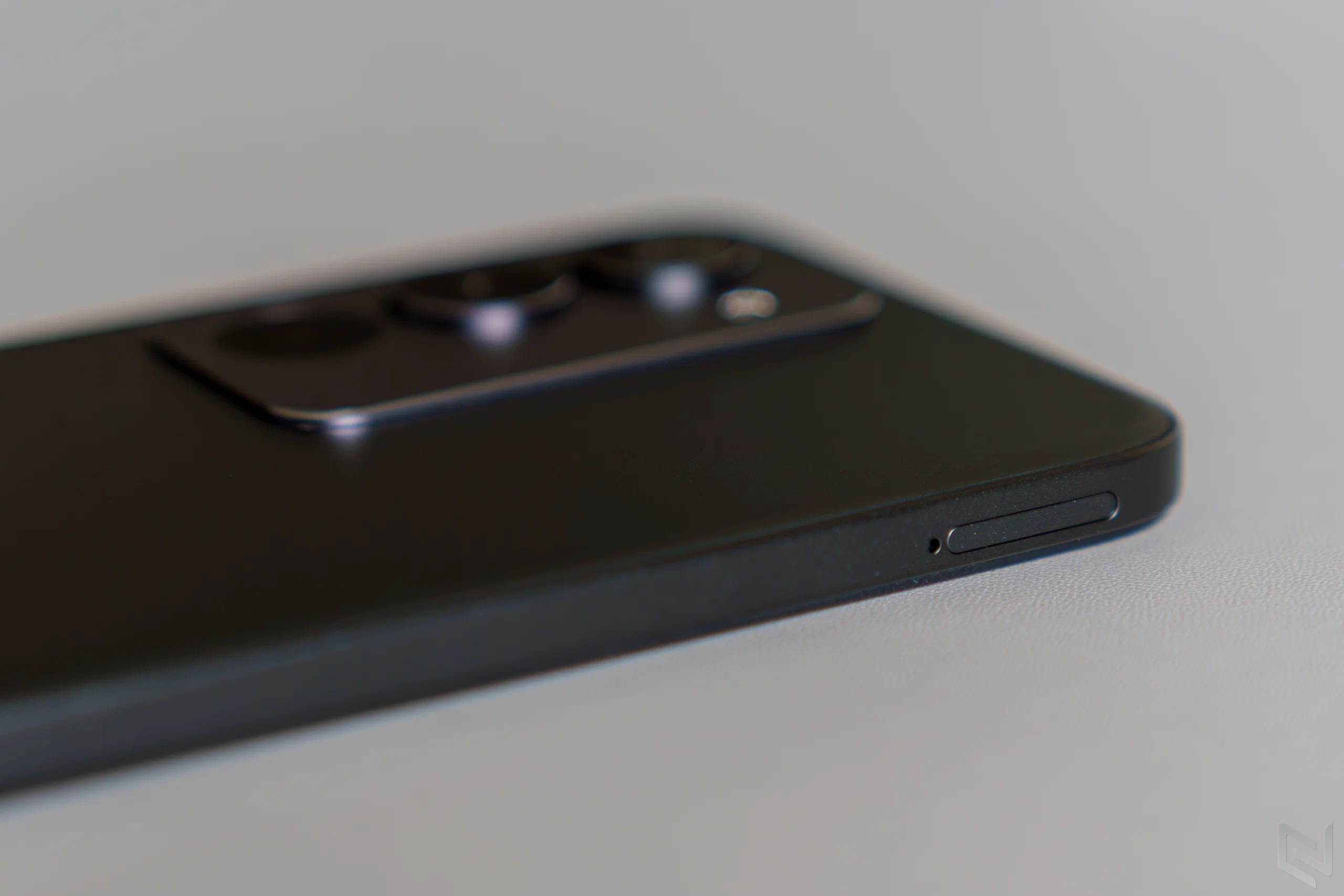 Đánh giá Redmi 15 - Pin “trâu” 7000mAh, màn hình 144Hz dẫn đầu phân khúc