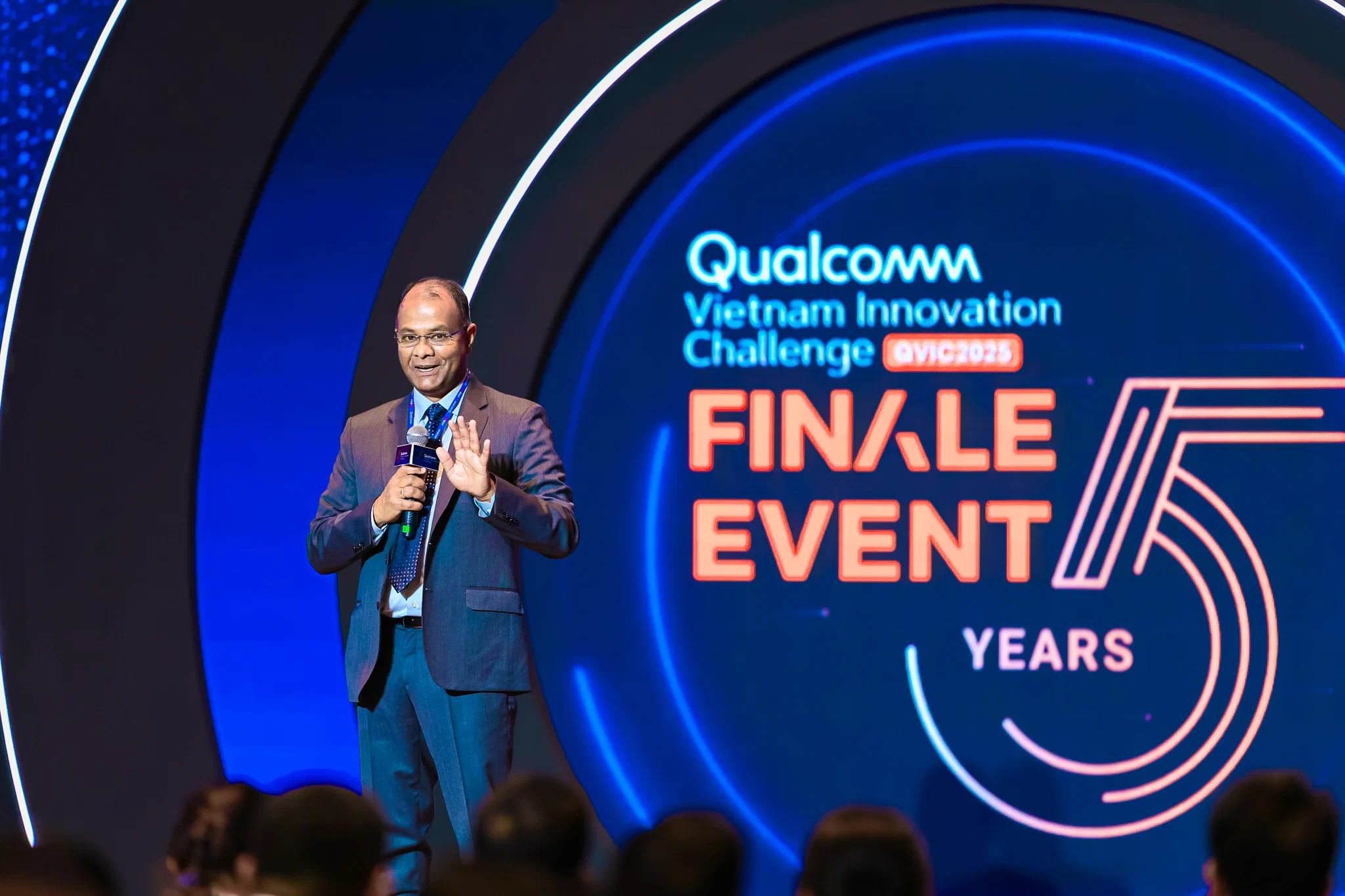 Qualcomm công bố kết quả Chung kết Cuộc thi Thử thách Đổi mới Sáng tạo Qualcomm Việt Nam (QVIC) 2025