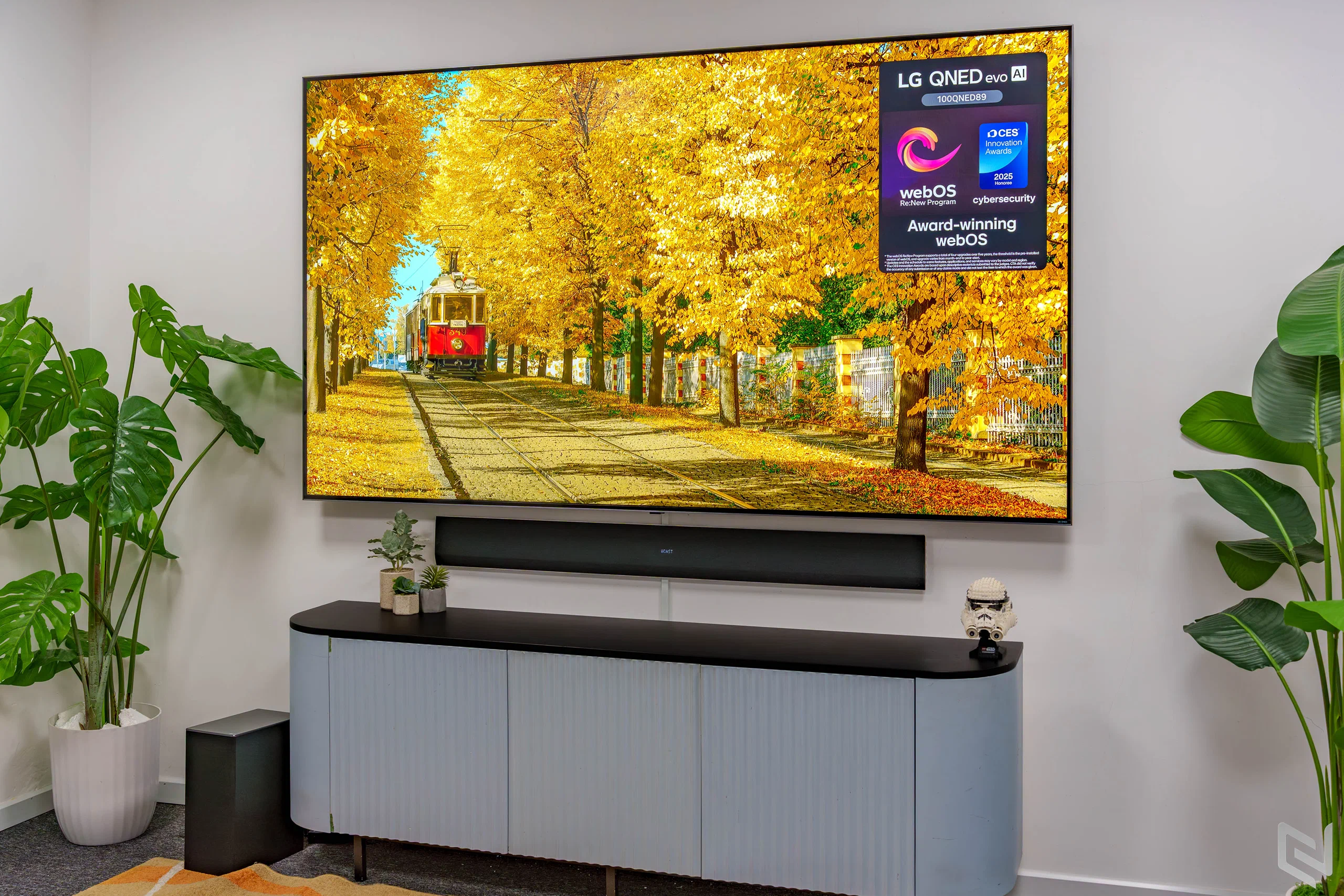 Đánh giá TV LG QNED evo AI MiniLED QNED86 100 inch 4K Smart 2025: Chiến game và xem phim đều đỉnh