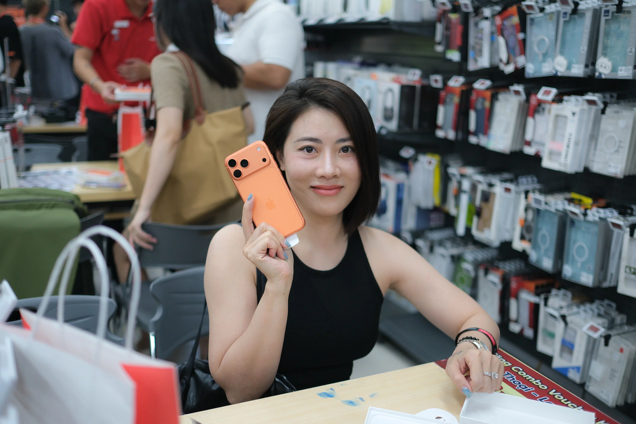 CellphoneS chính thức mở bán iPhone 17 và iPhone Air: Ưu đãi lớn cho khách đặt trước