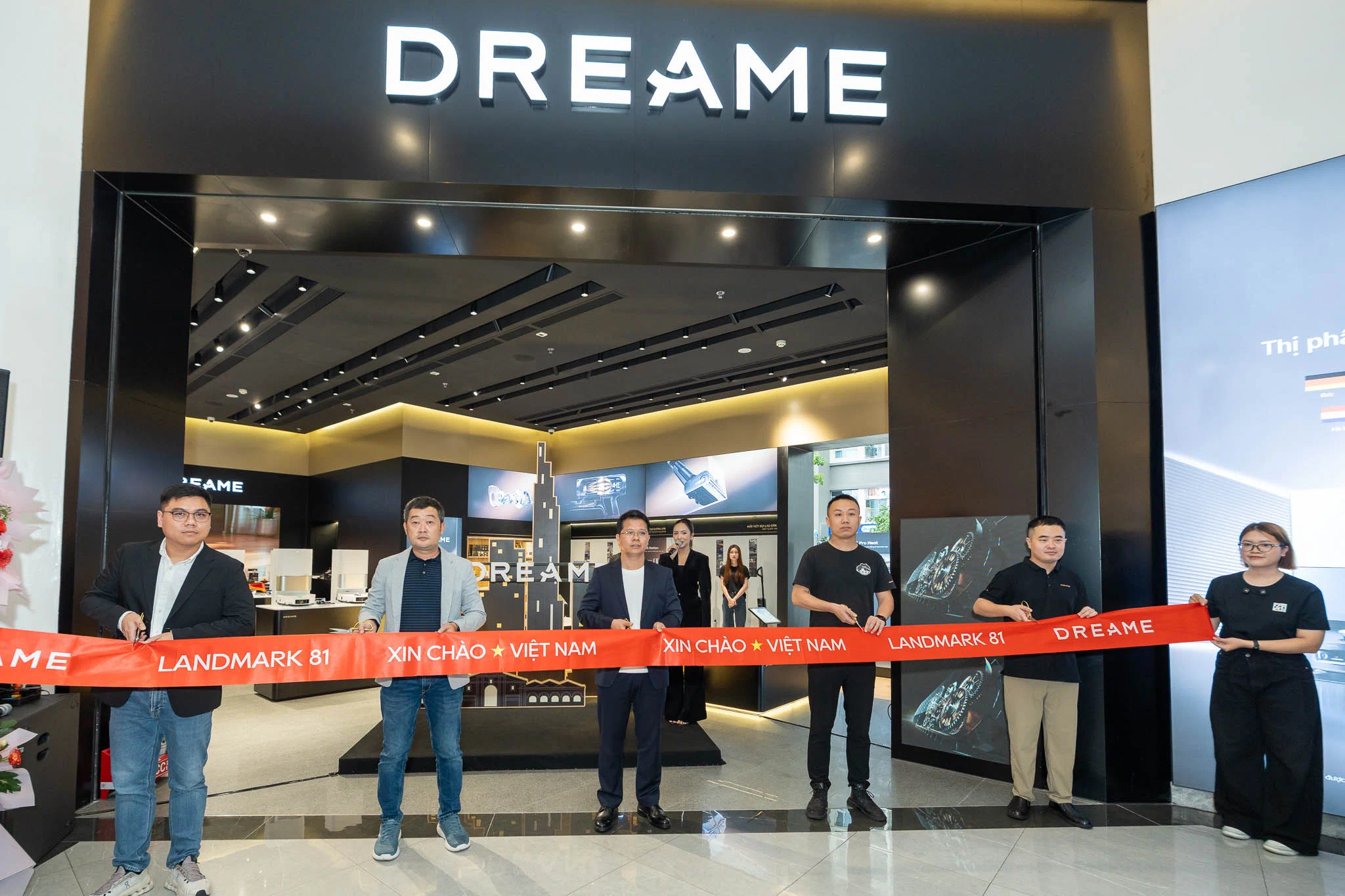 Dreame khai trương flagship store tại Landmark 81, ra mắt 3 sản phẩm công nghệ cao cấp