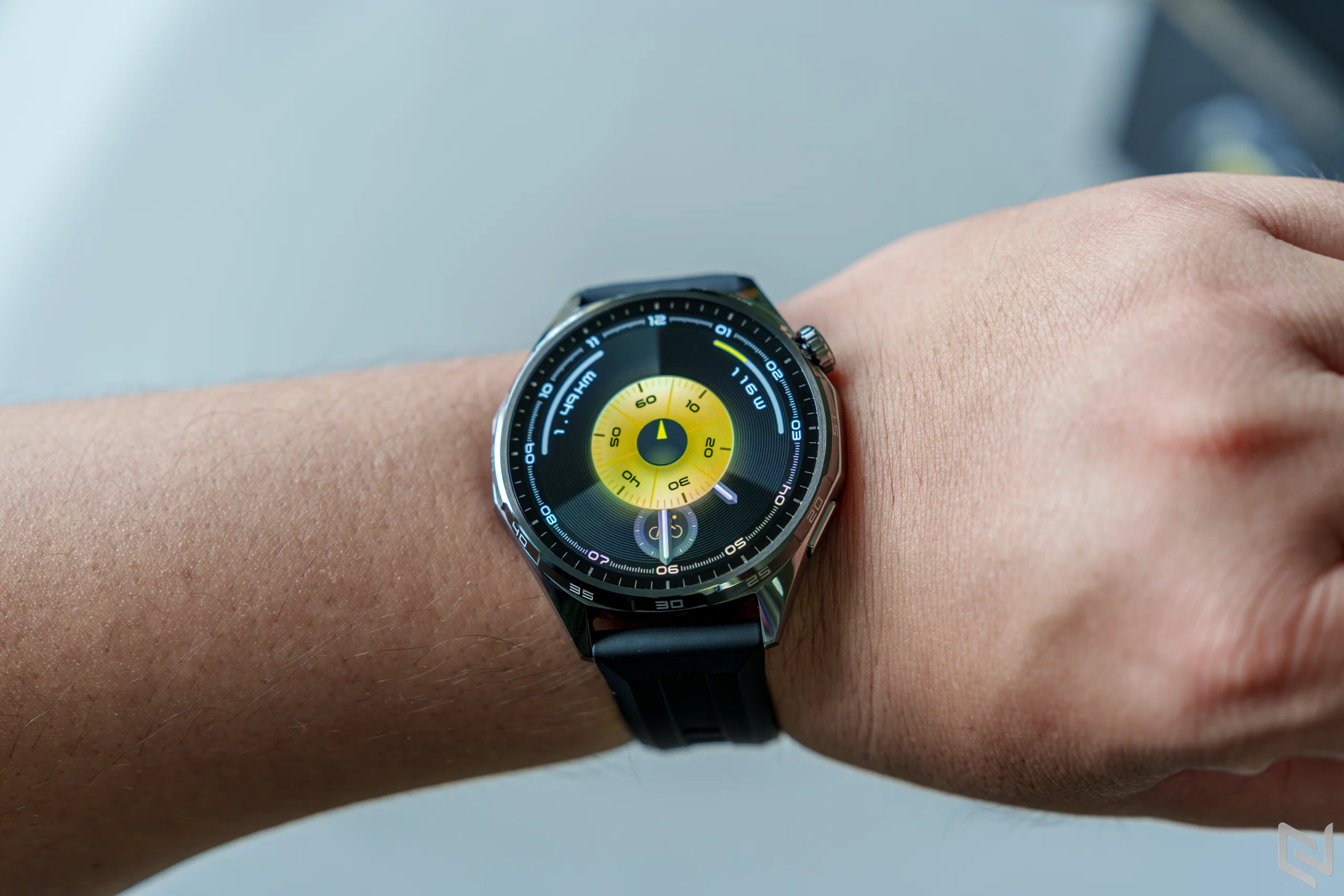 Đánh giá Huawei Watch GT 6: Pin bền bỉ 21 ngày, định vị Sunflower chính xác, màn hình 3000 nits